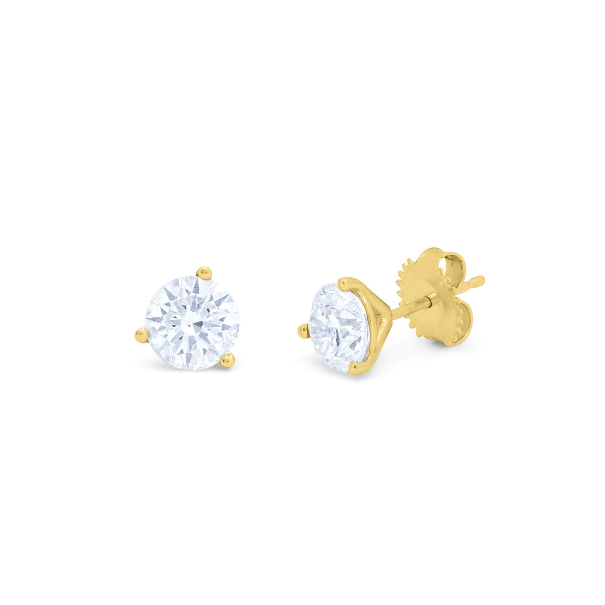 diamond stud earrings 2 carat