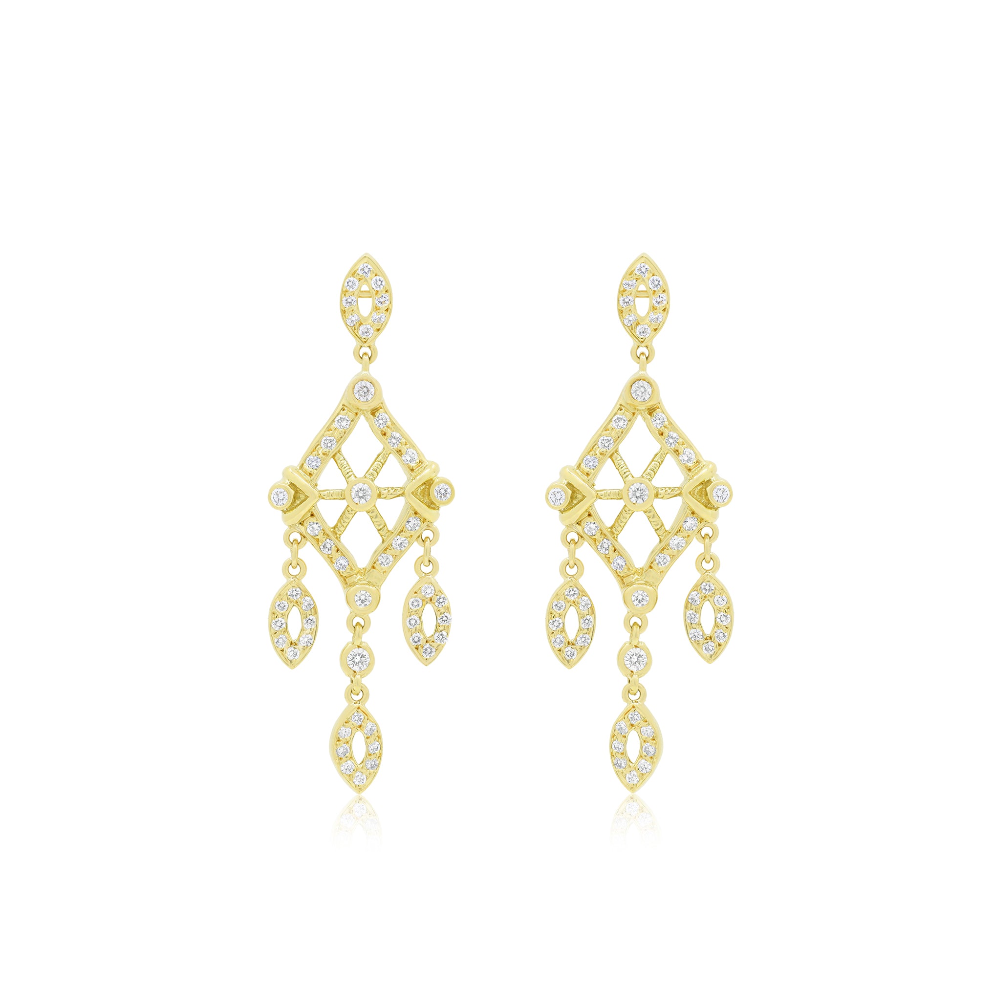 dainty pearl drop earrings