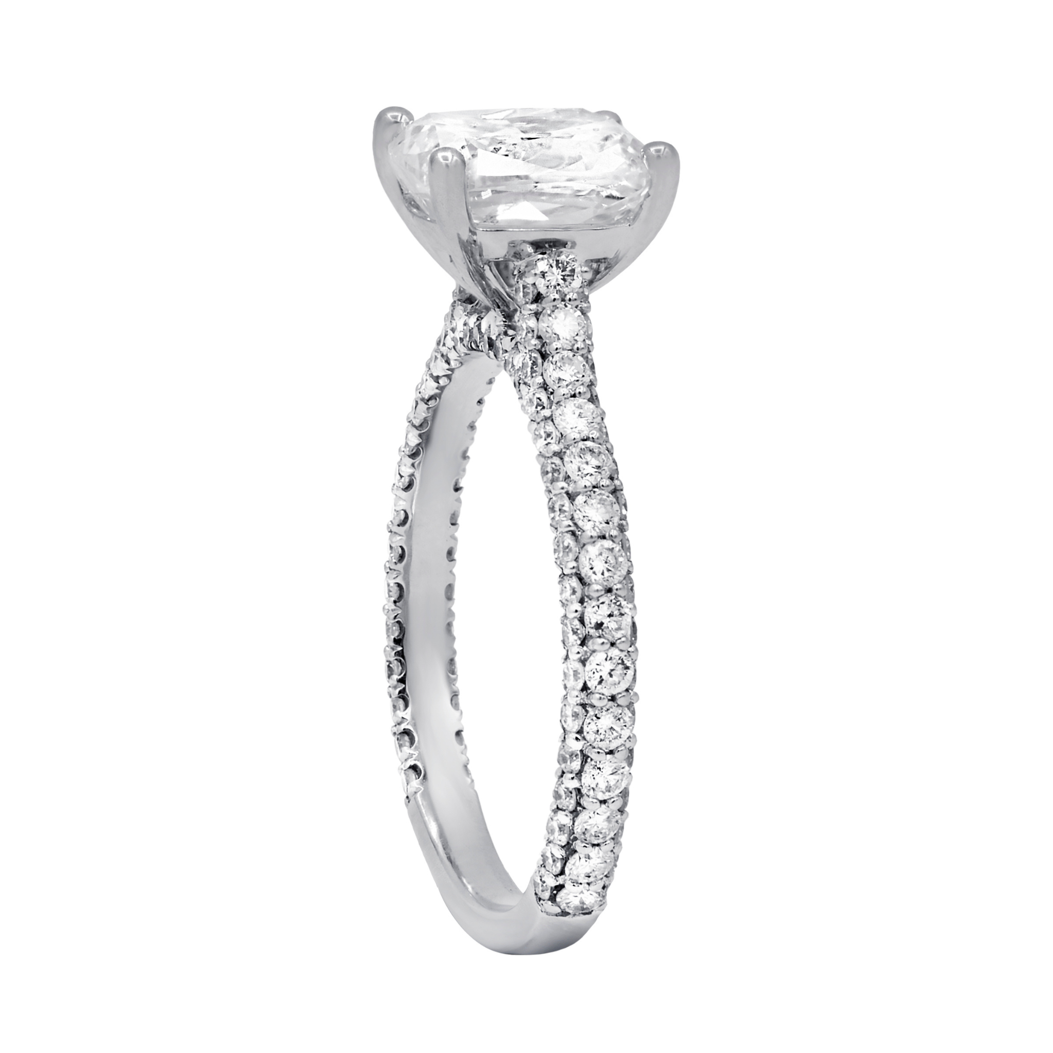 pavé diamond ring