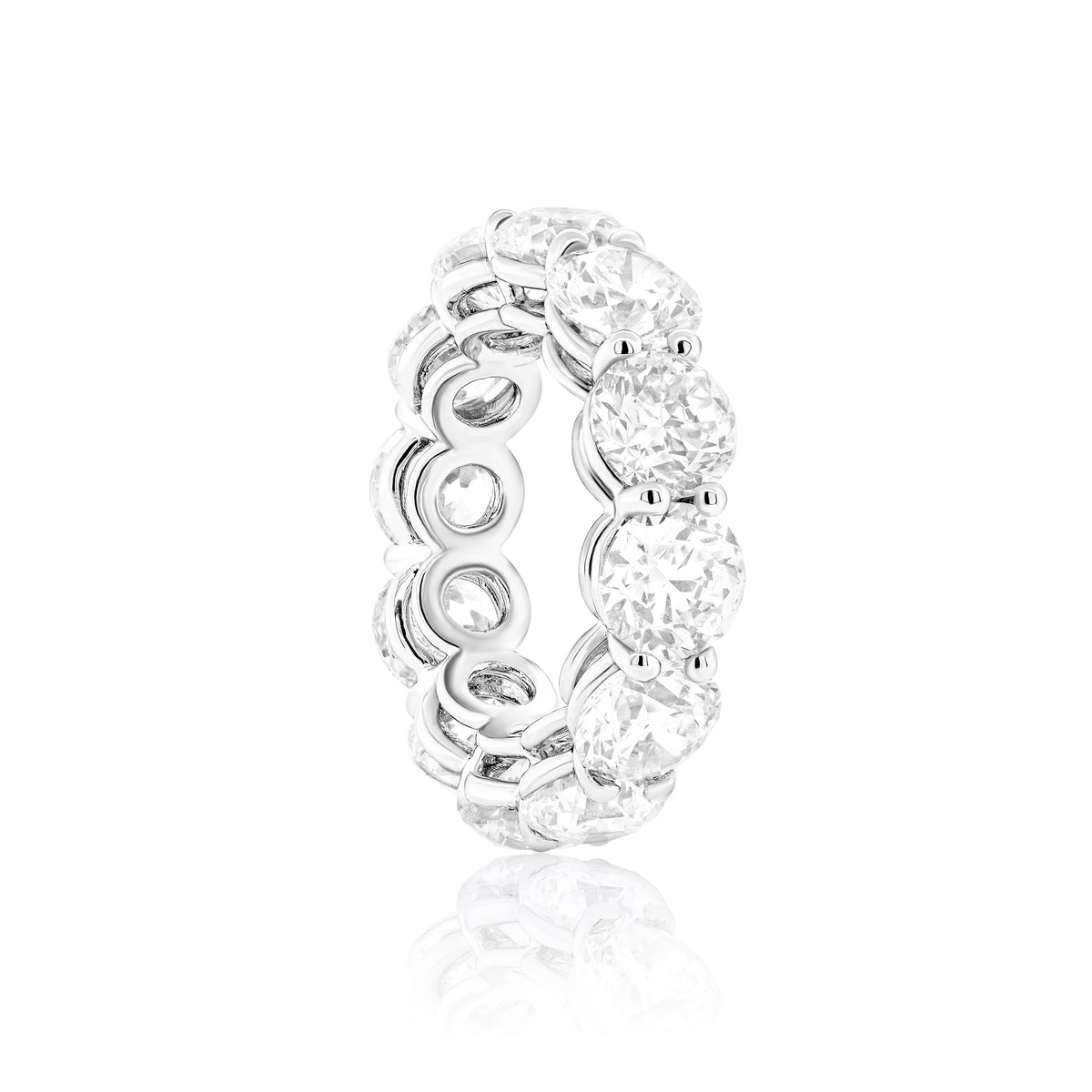 11.25cts Round Diamond Eternity Band, 18K Gold