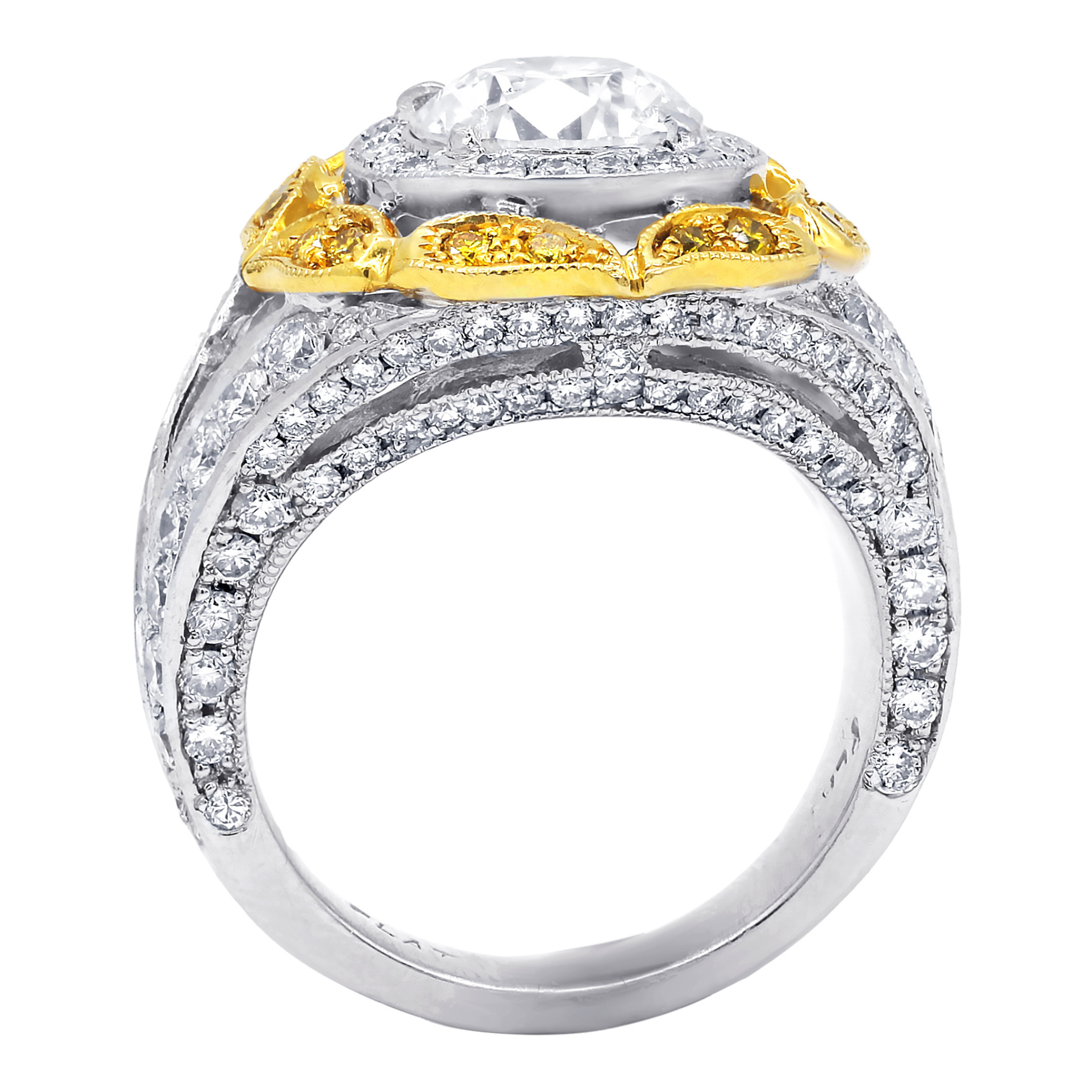 oval halo engagement rings