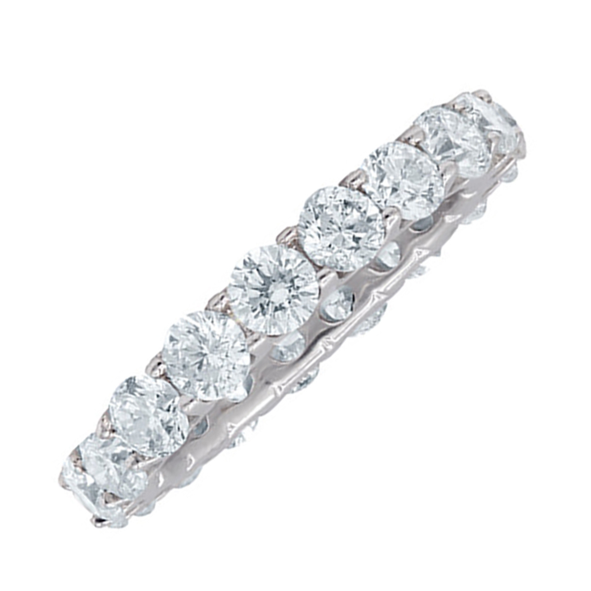 round cut diamond ring