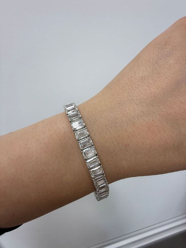 Lab Grown Diamond Emerald Tennis Bracelet