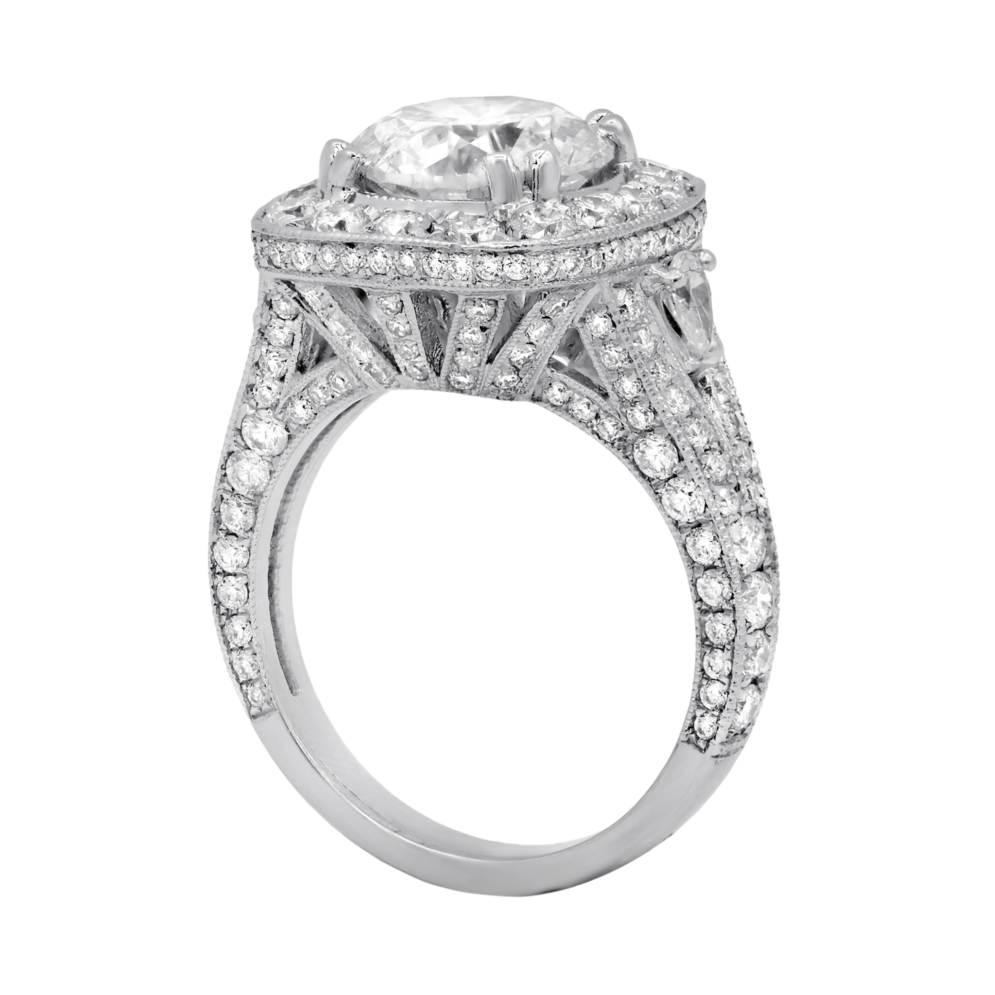 EGL certified round diamond engagement ring in 18kt white gold