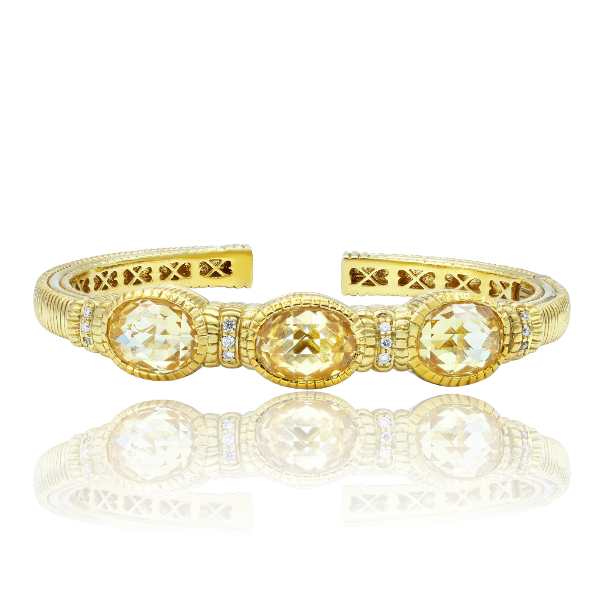 diamond cuff bracelet white gold