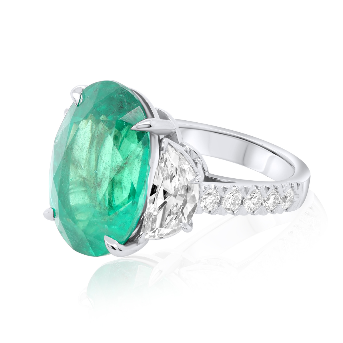 3-stone diamond anniversary ring