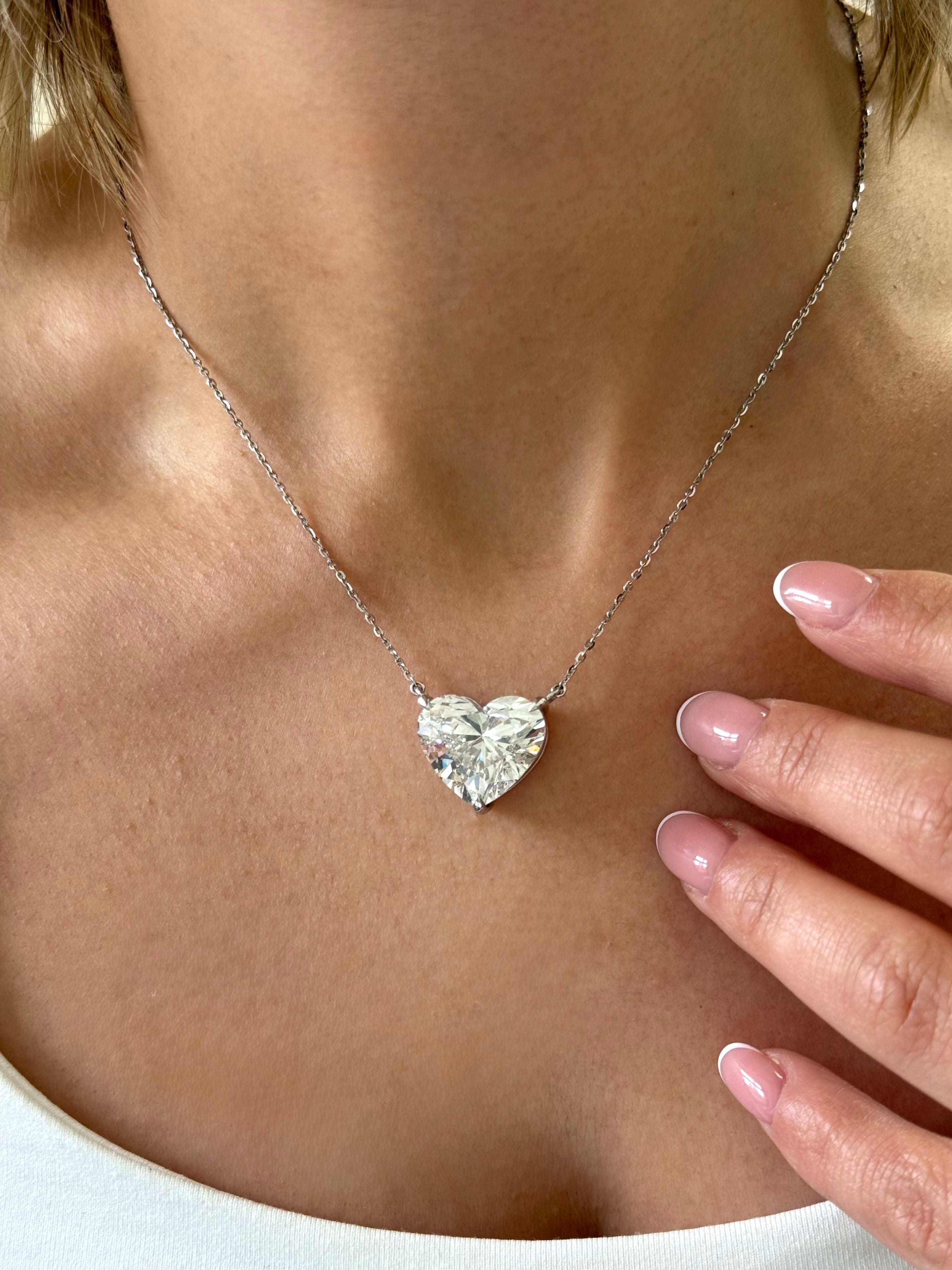 Lab Grown Heart Cut Diamond Pendant