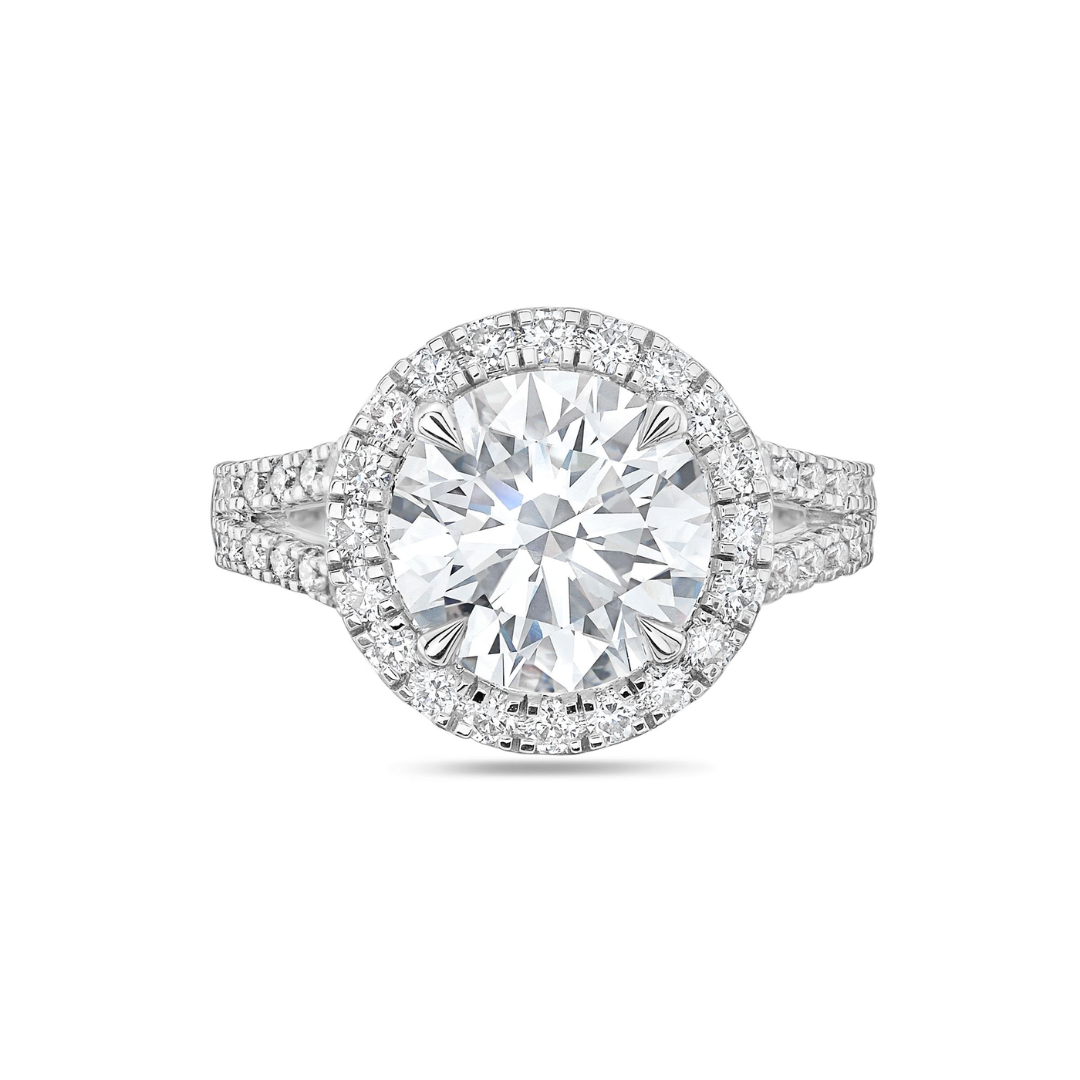 Lab Grown Round Halo Diamond Engagement Ring