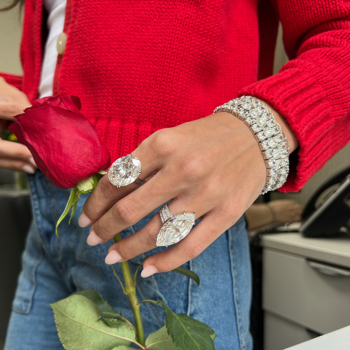 19.85ct Marquise Cut Surrounded By 0.55cts of Diamonds Ring