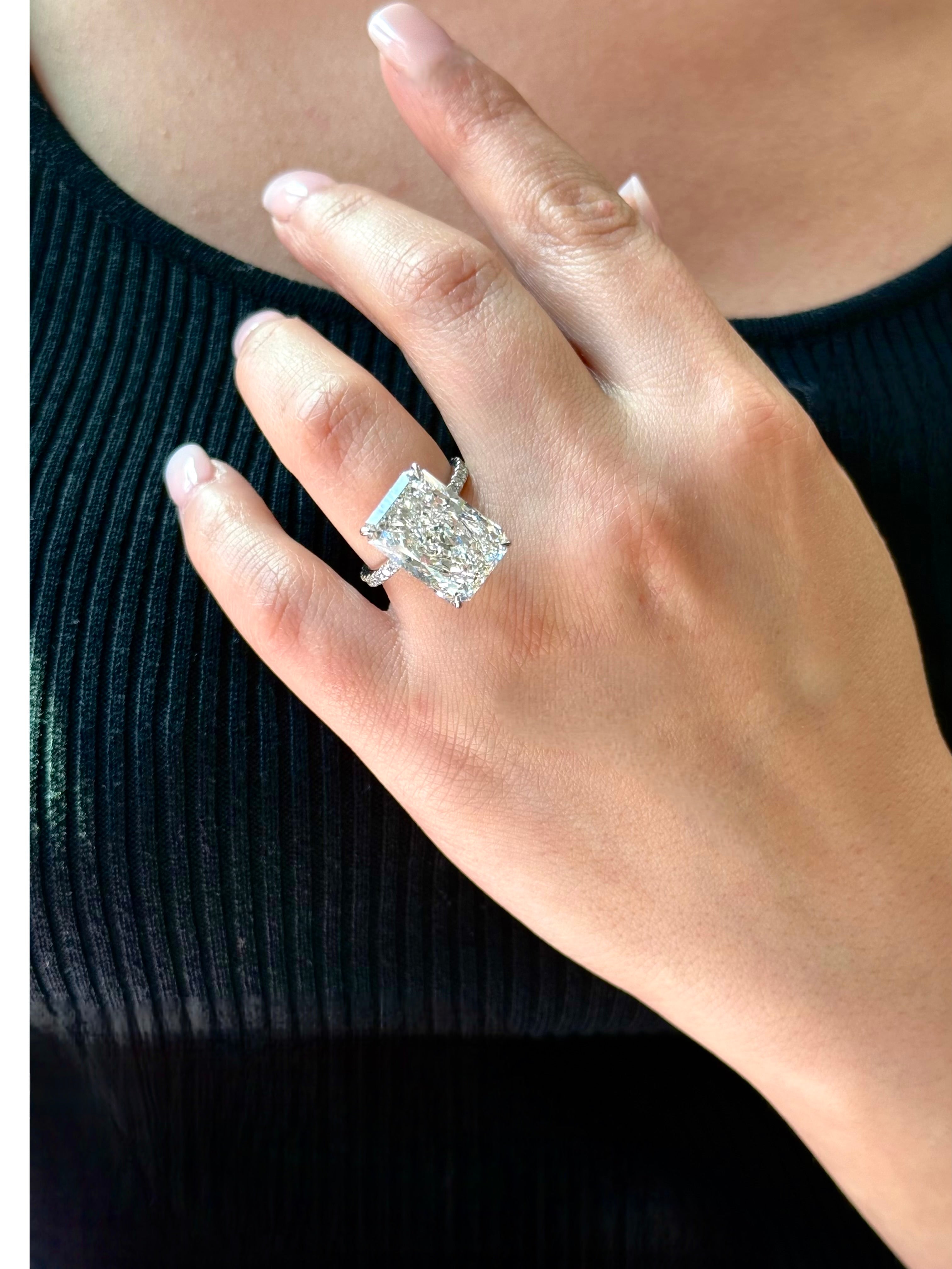 Lab Grown Diamond Radiant Engagement Ring