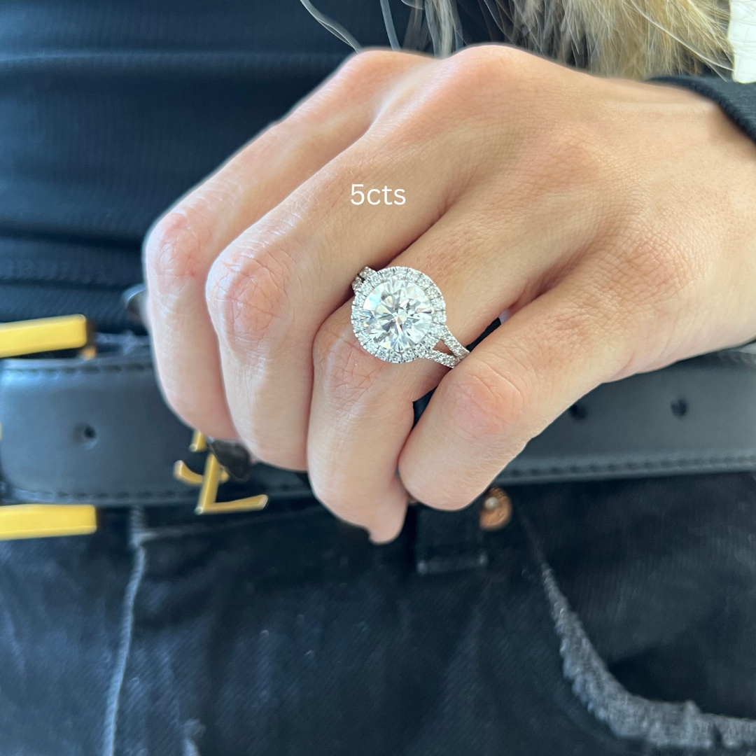 Round Halo Diamond Engagement Ring