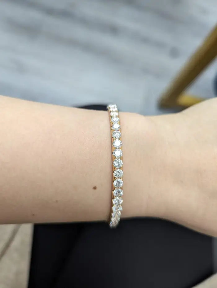 4.81cts Round Diamond Bangle