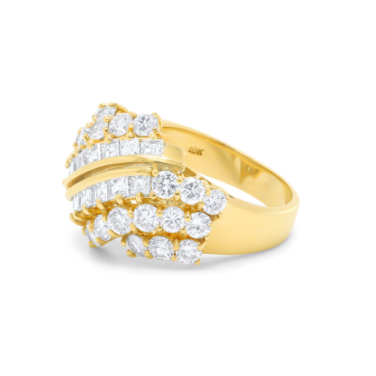 women's diamond ring