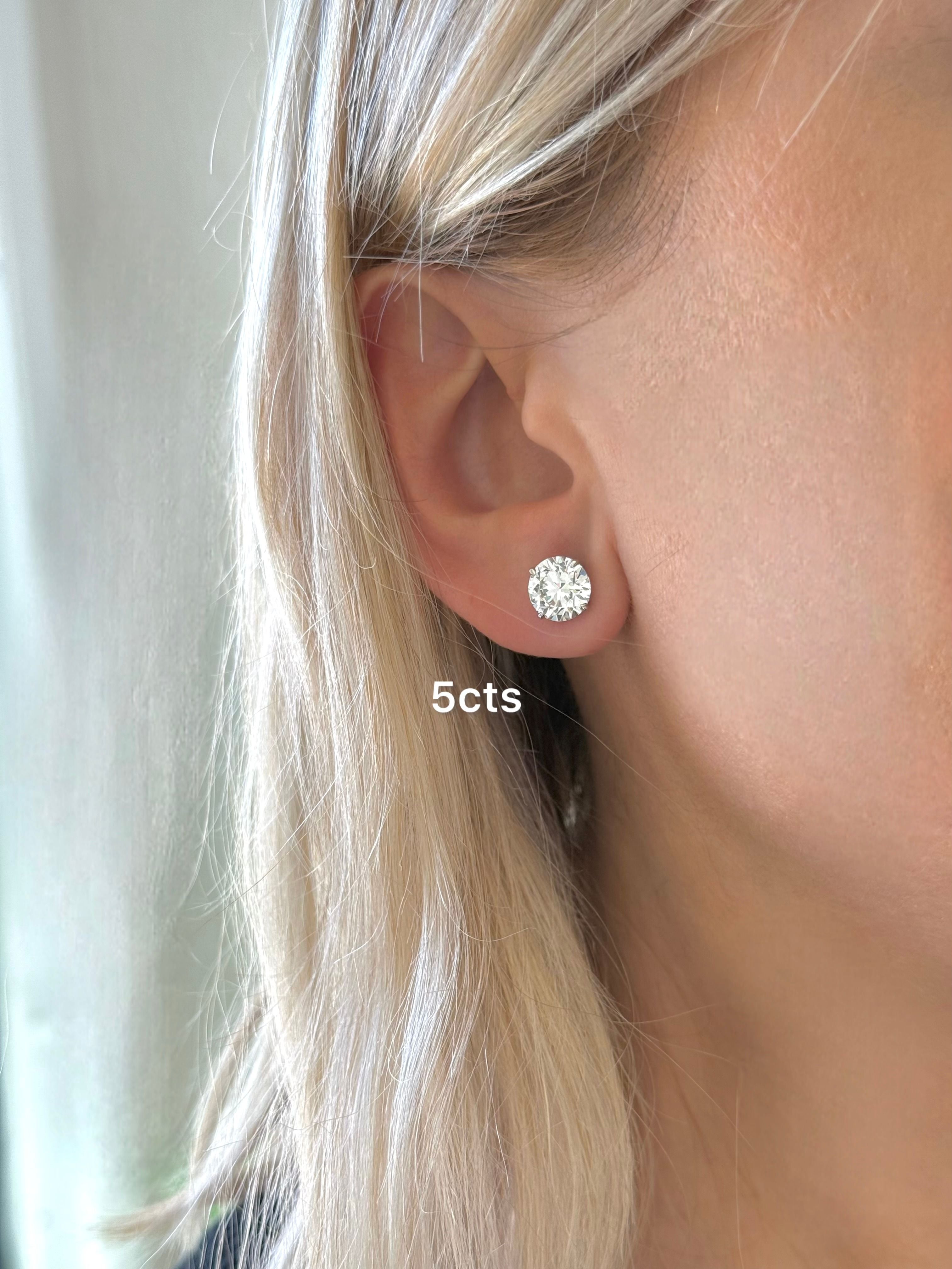 Lab Grown 4 Prong Round Diamond Studs