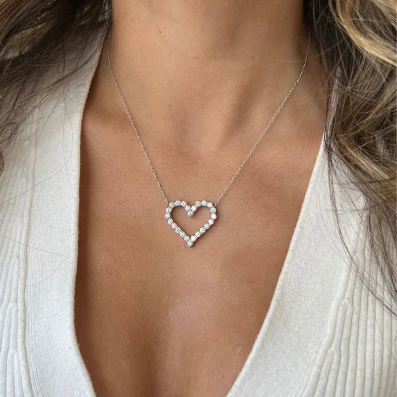 18kt Diamond Open Heart Peandant