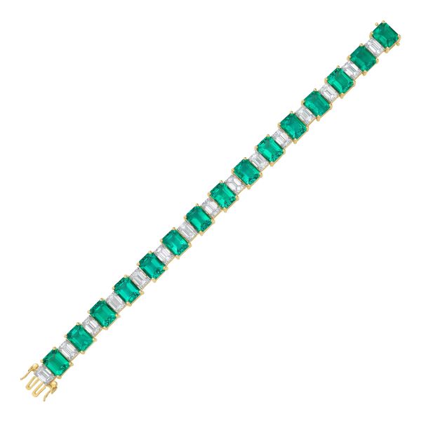 43Cts Lab Grown Emerald & Diamond Bracelet