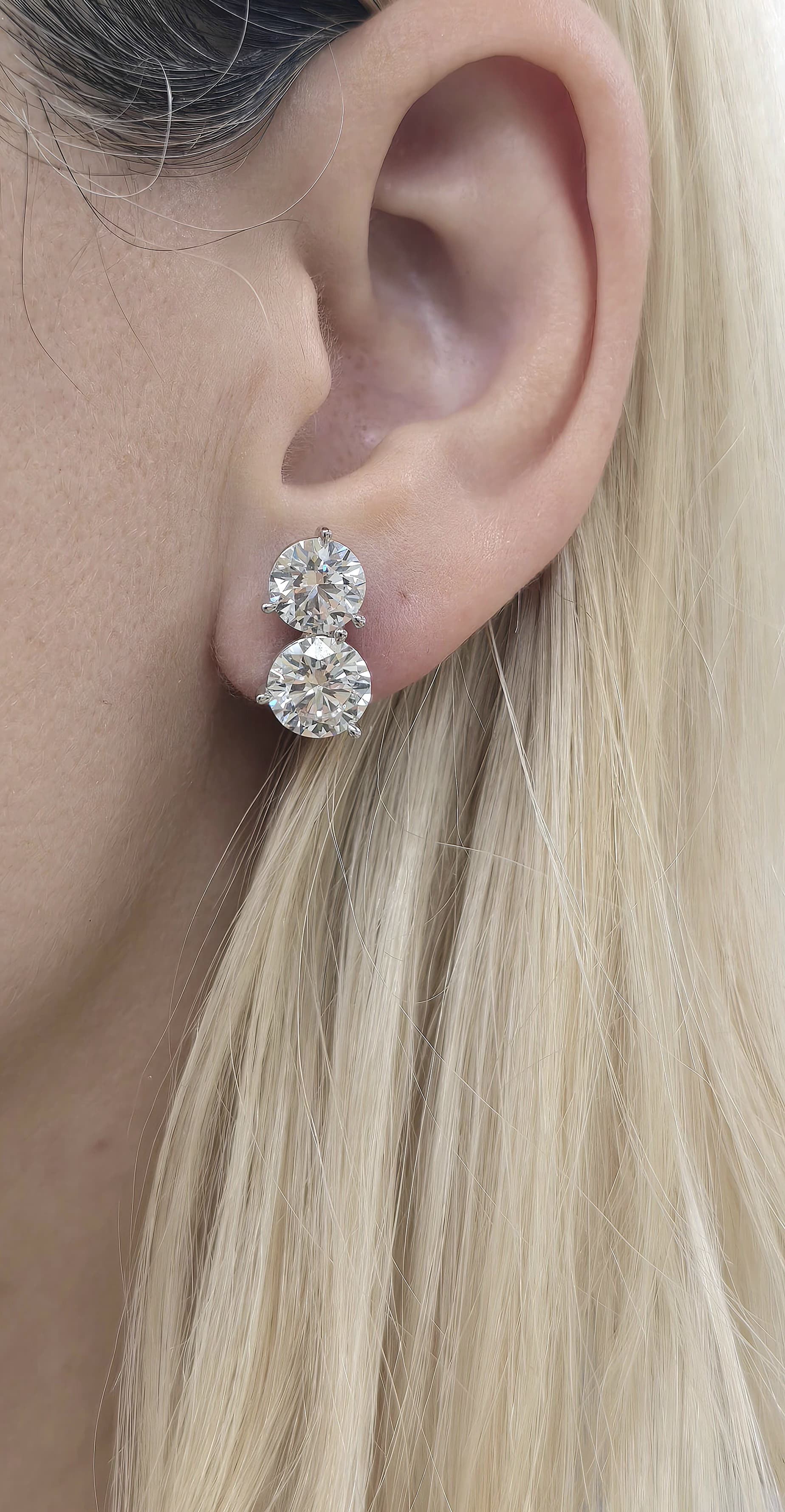 Lab Grown Round Diamond Earrings