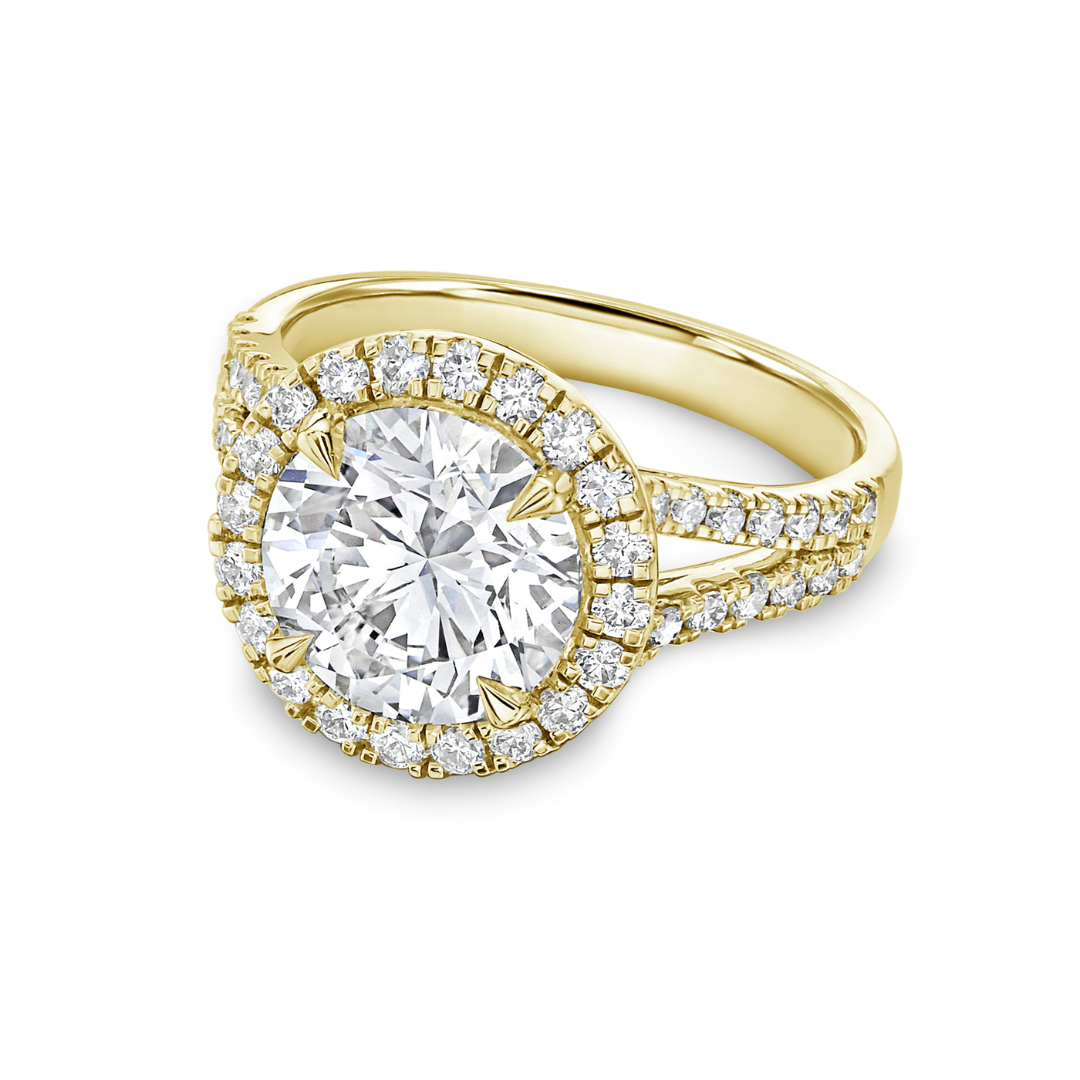round halo engagement rings