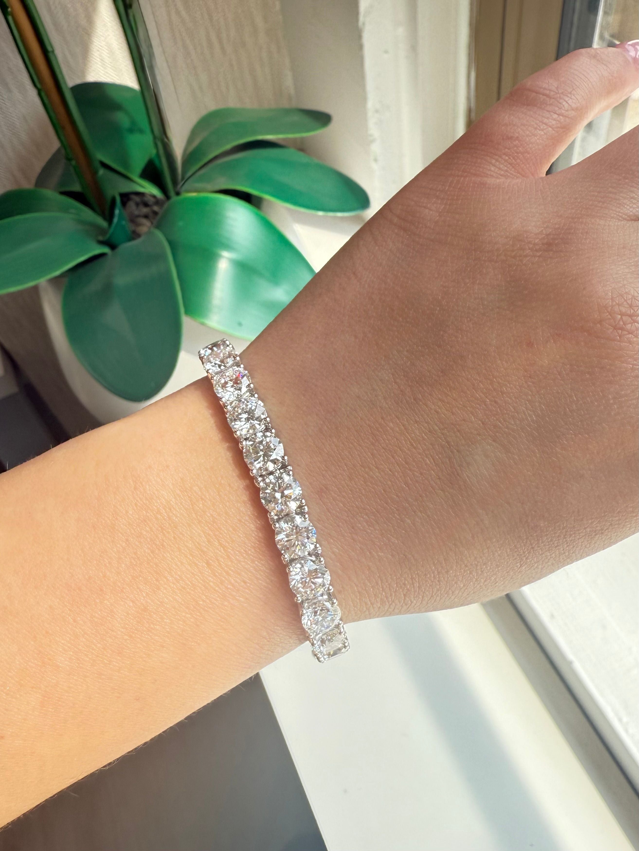 Lab Grown 28.35 Carat Diamond Round Tennis Bracelet