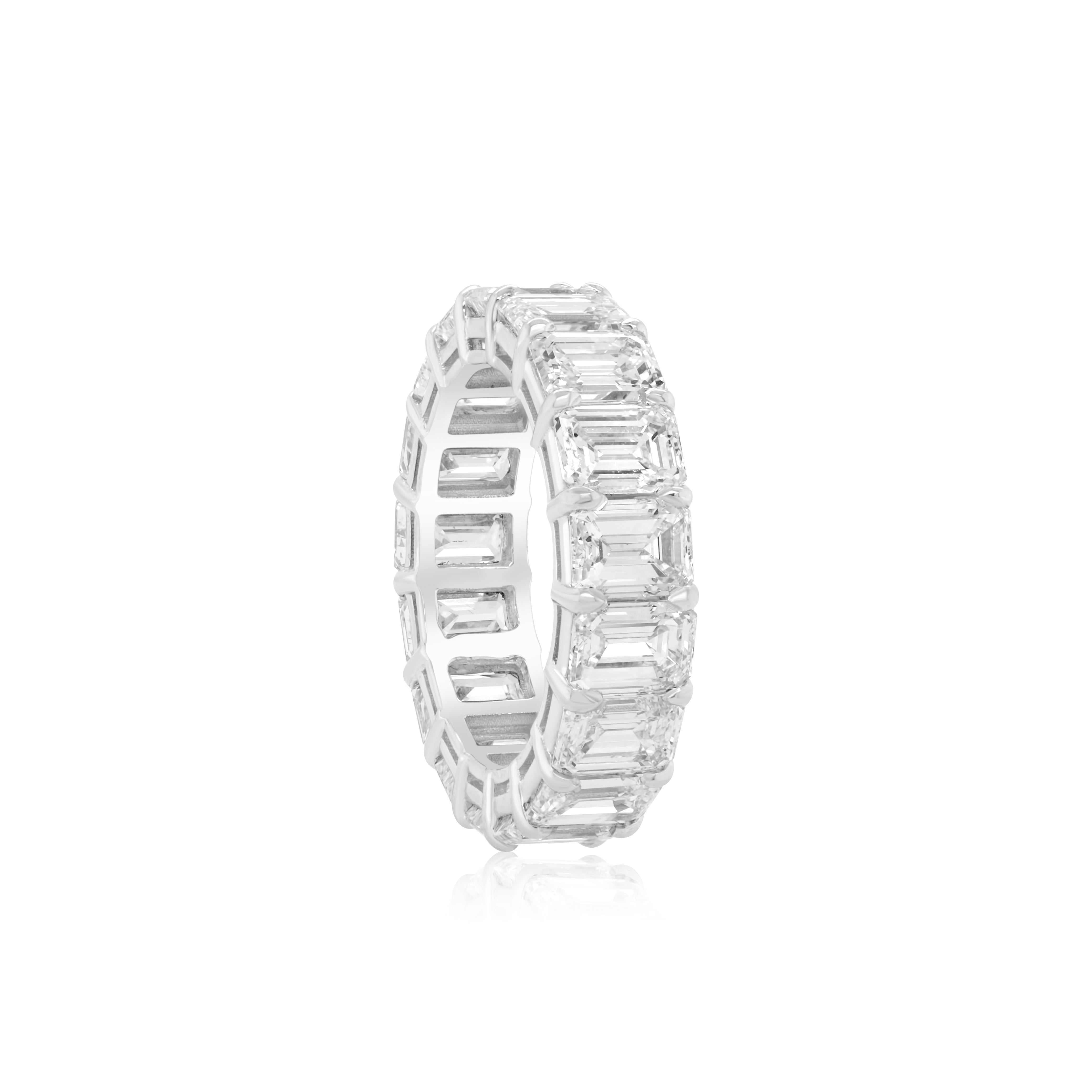 emerald cut diamond ring