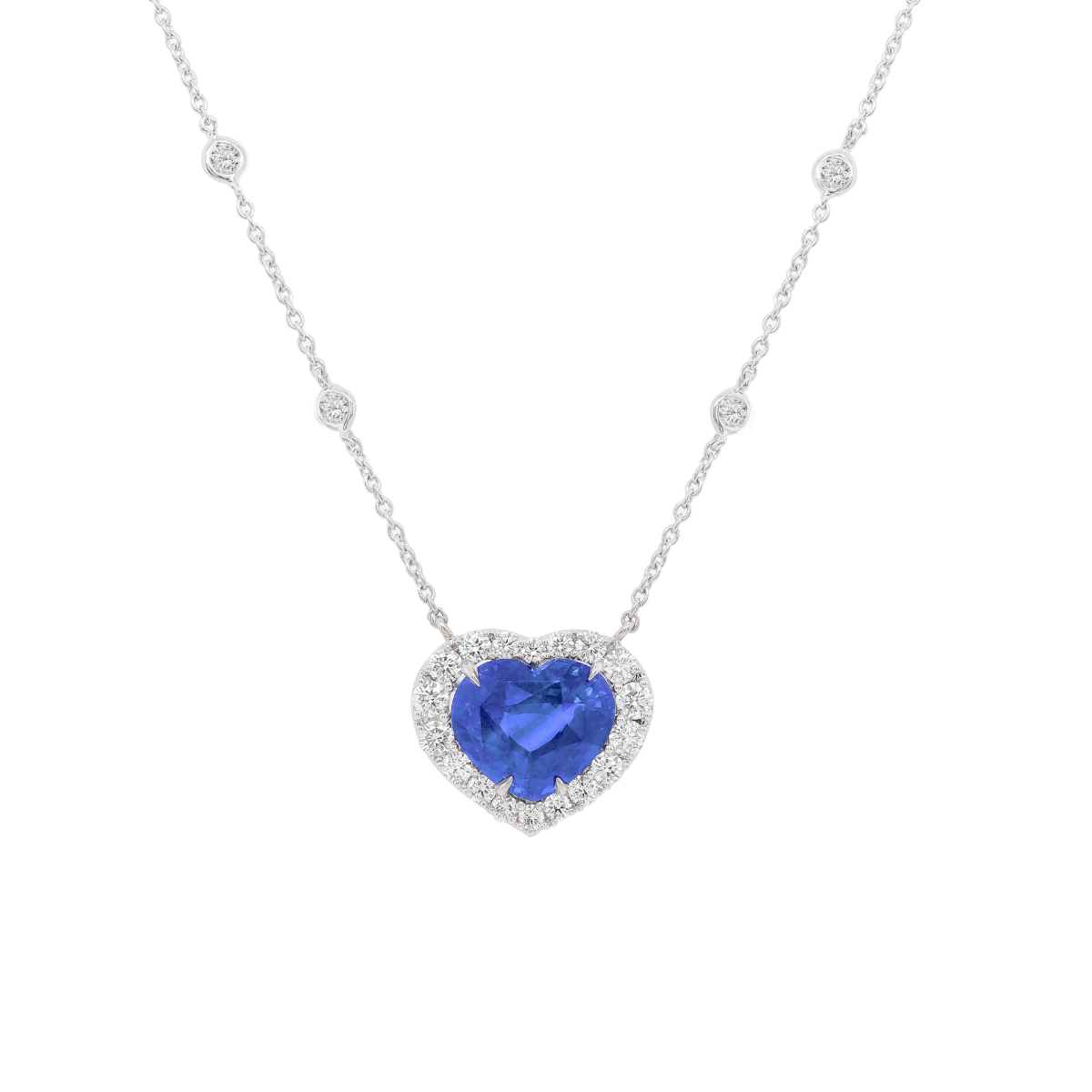 18K white gold sapphire diamond halo heart pendant, 6.57ct sapphire, 1.57ct diamonds, 17-inch chain