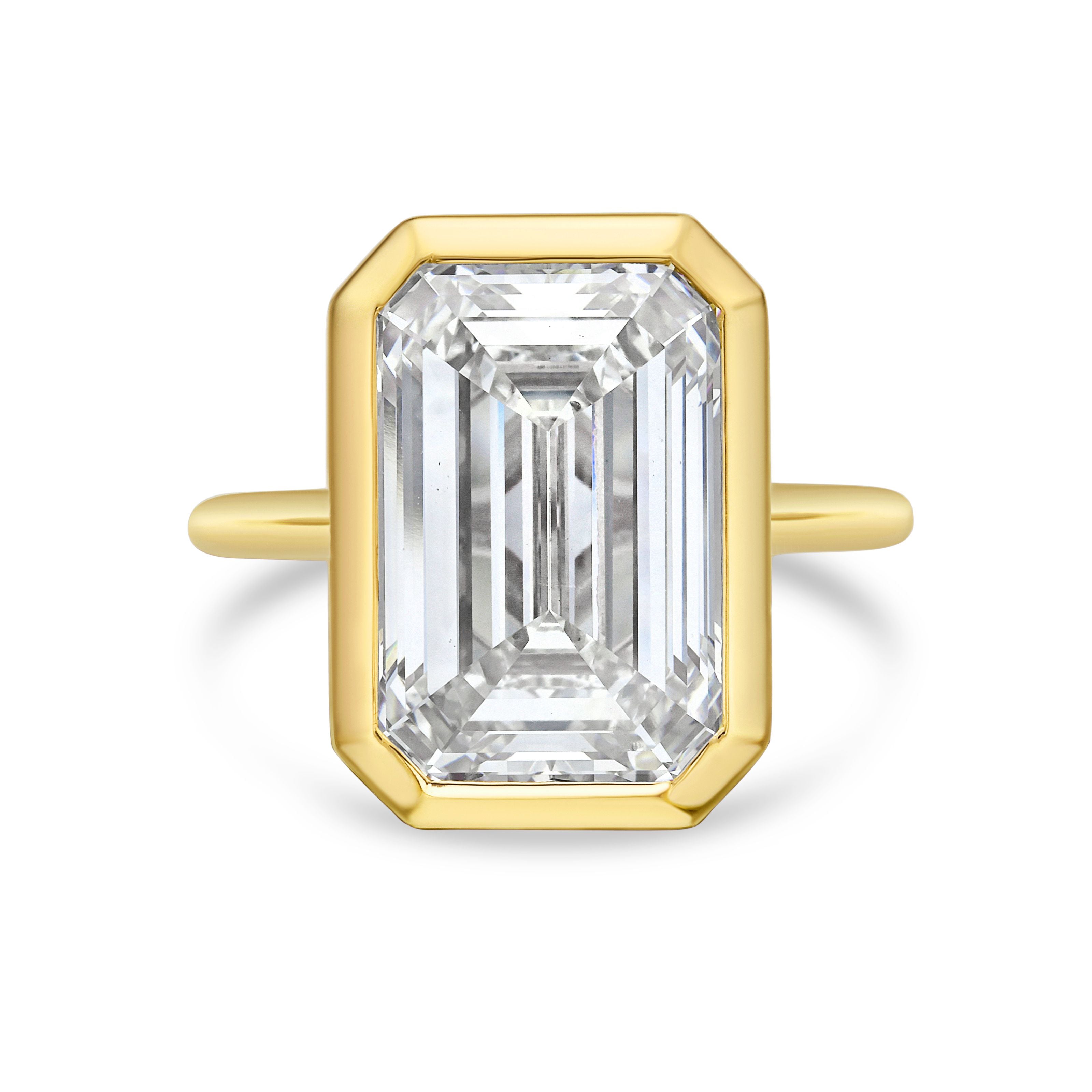 18K yellow gold emerald cut diamond bezel ring, DEF VS lab grown