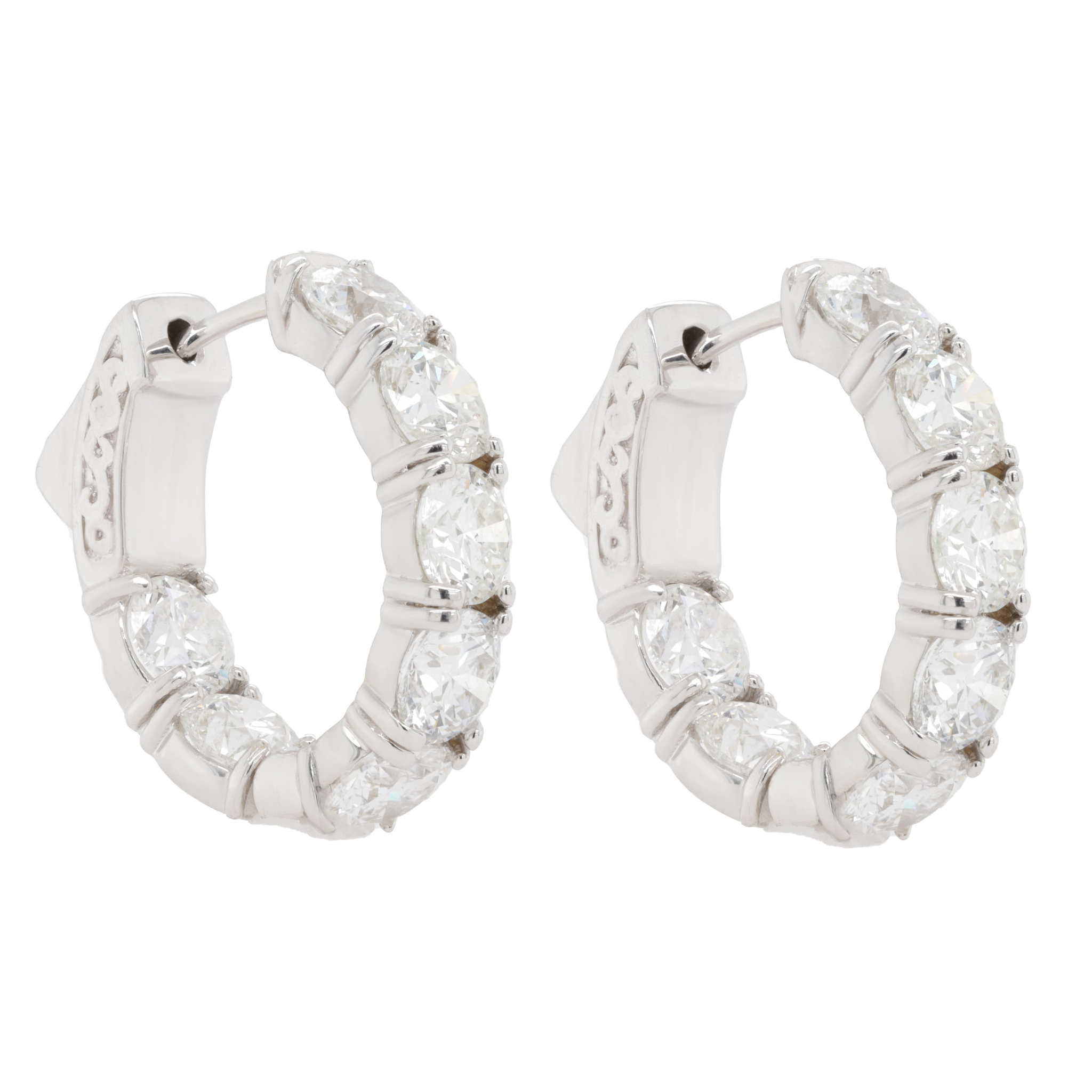 18 Kt White Gold 0.75" Hoop Earrings with 7.30 cts.jpg