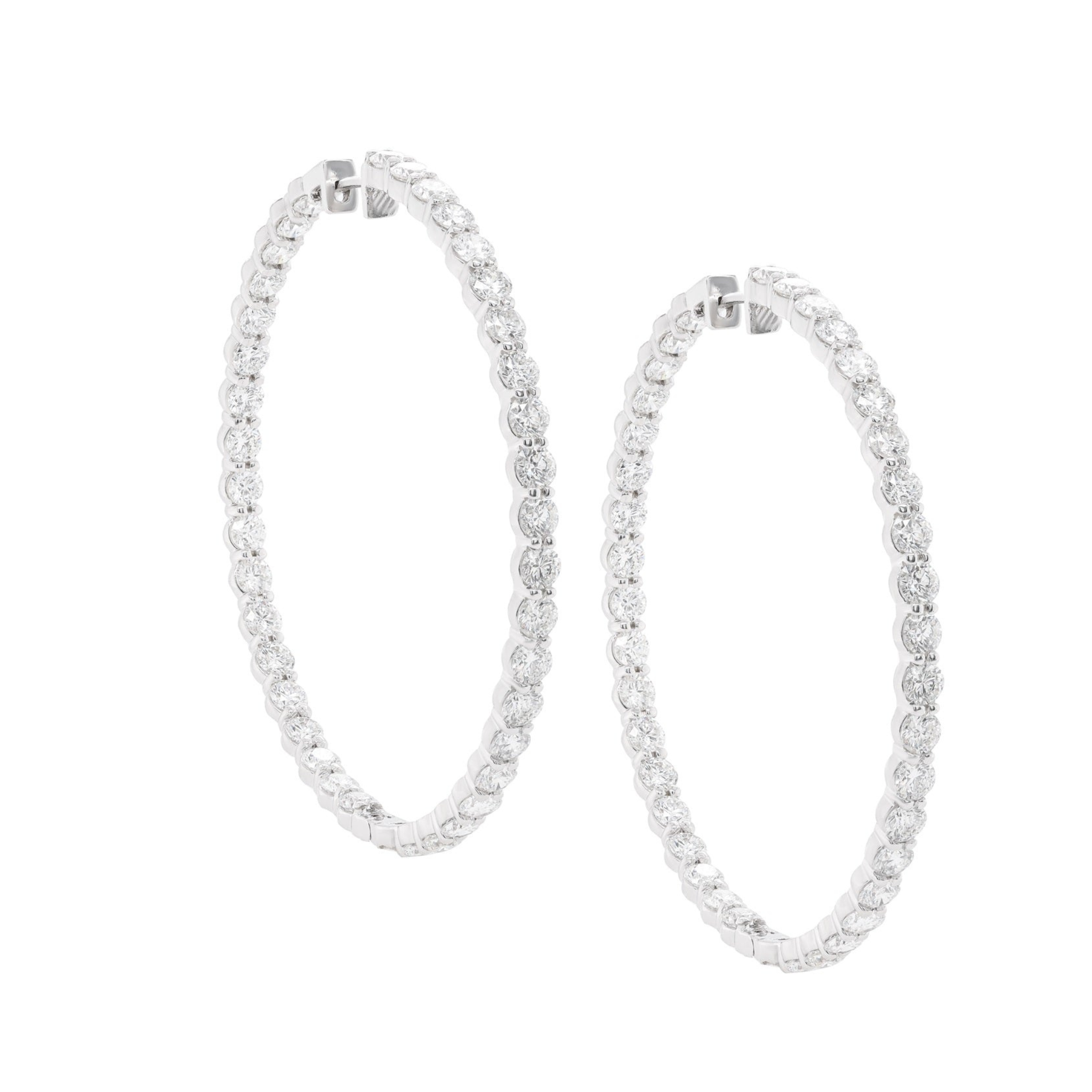 18 Kt White Gold 2.50" Hoop Earrings with 19.00 cts.jpg