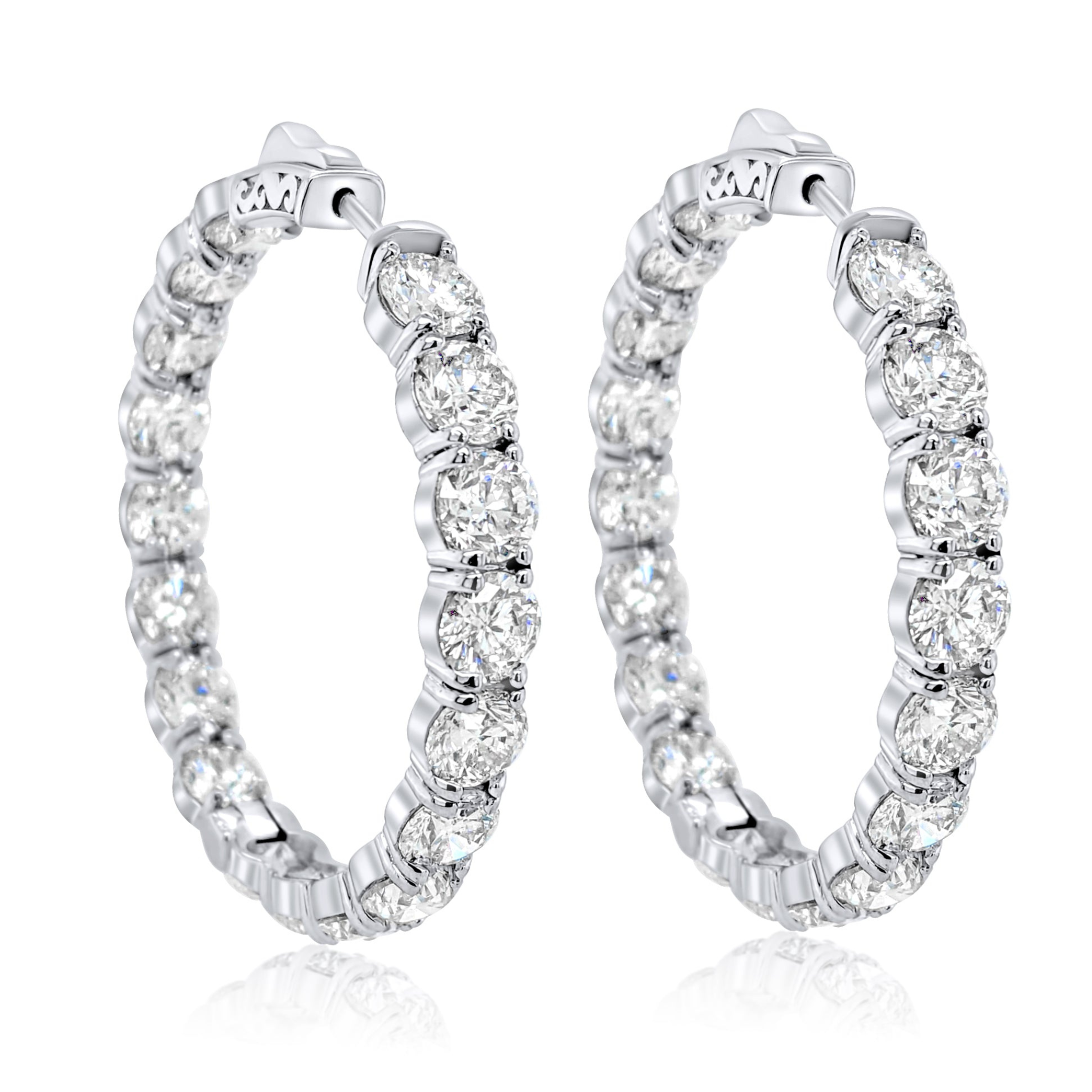 18 Kt White Gold Hoop Earrings with 19.00 cts.jpg