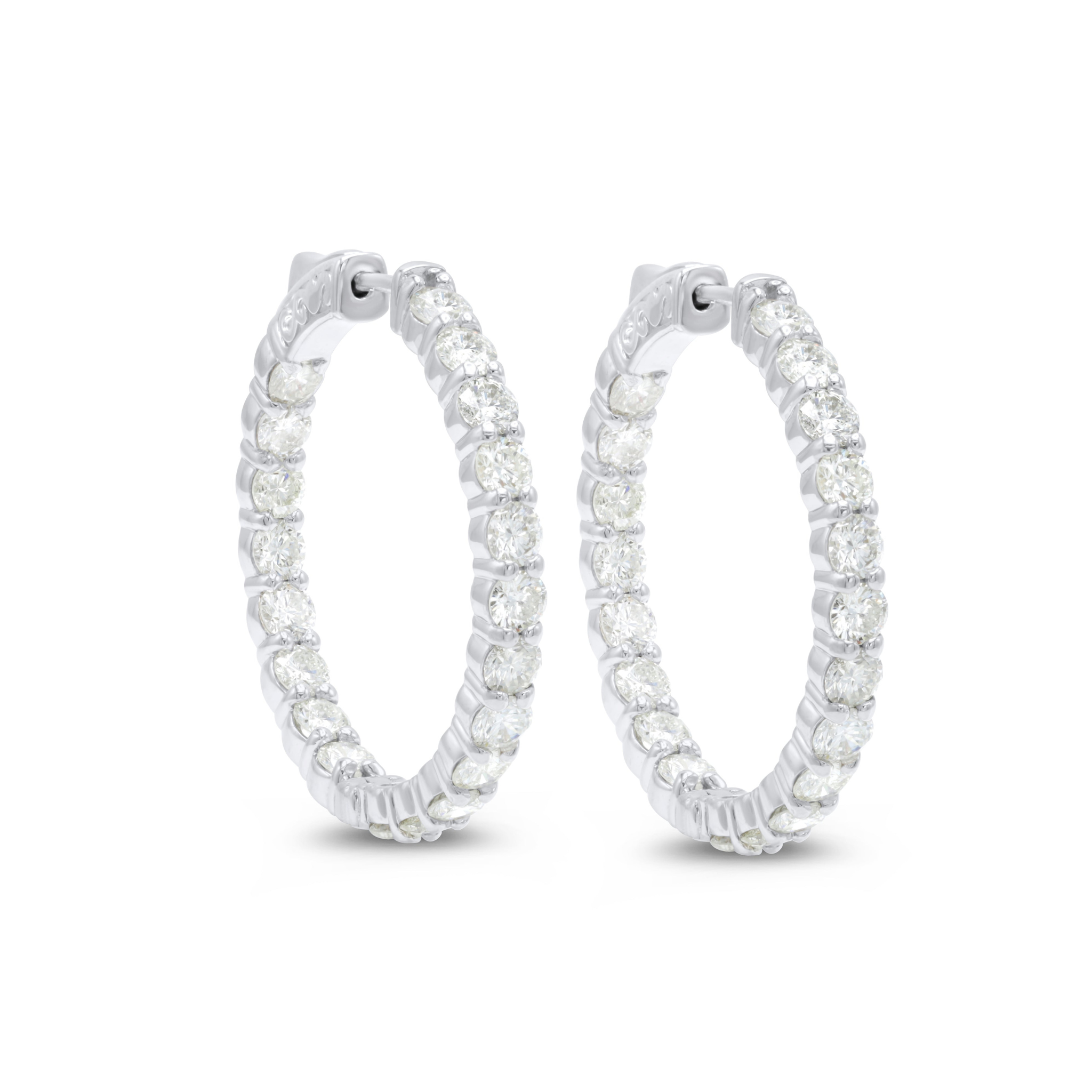 18 Kt White Gold Hoop Earrings with 5.00 cts.jpg