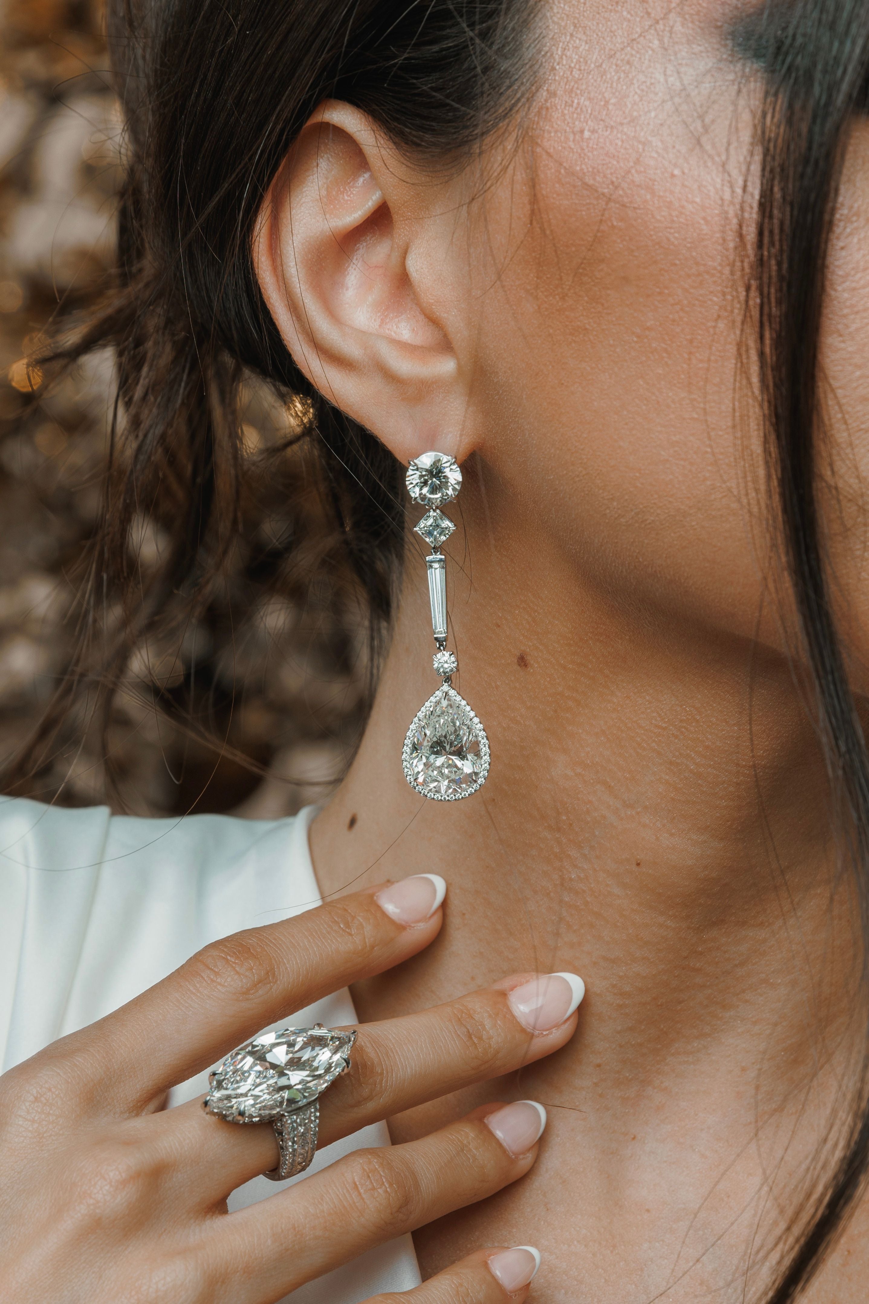 30.48ct Pear Diamond Drop Earrings