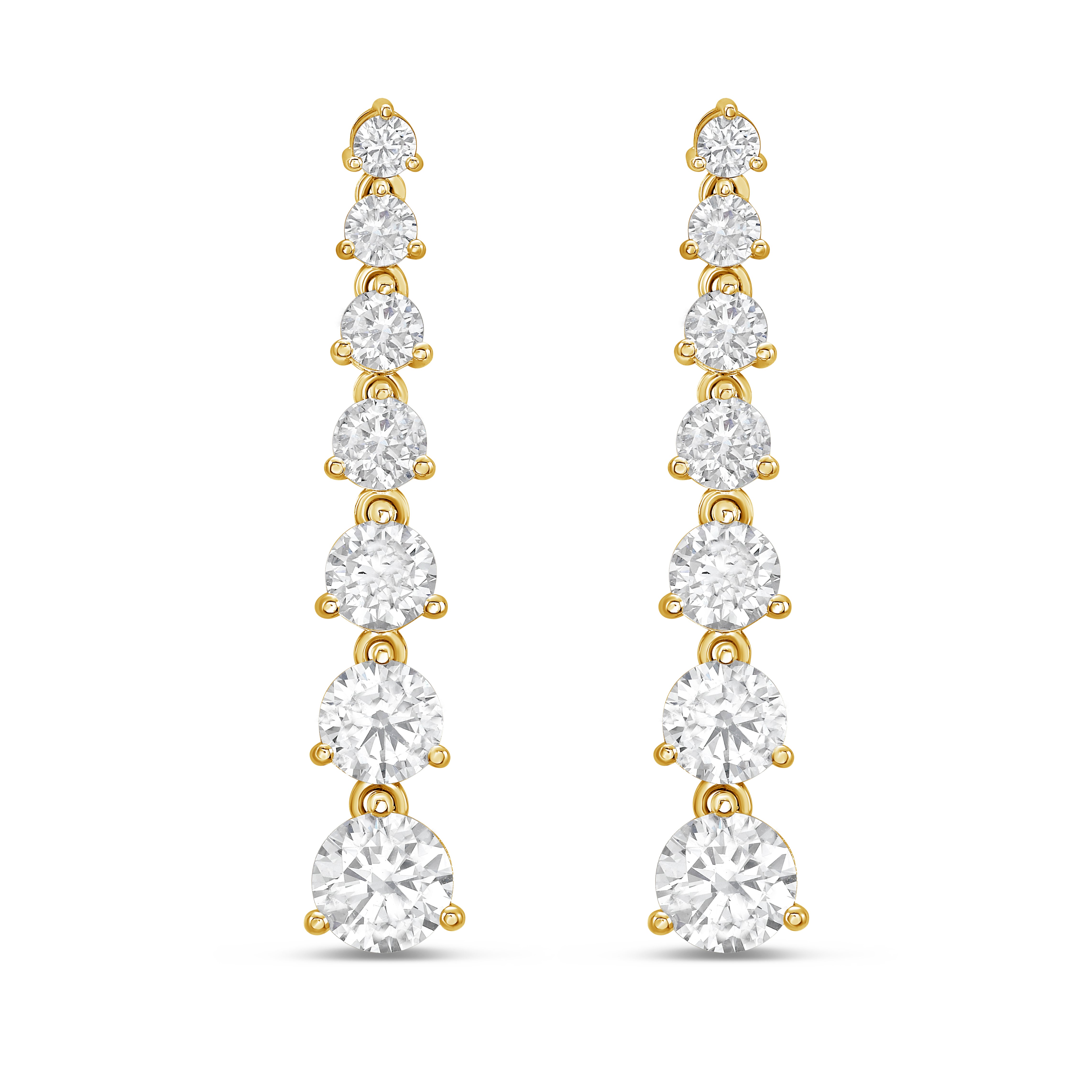 Lab Grown Graduated Round Diamond Drop Earrings