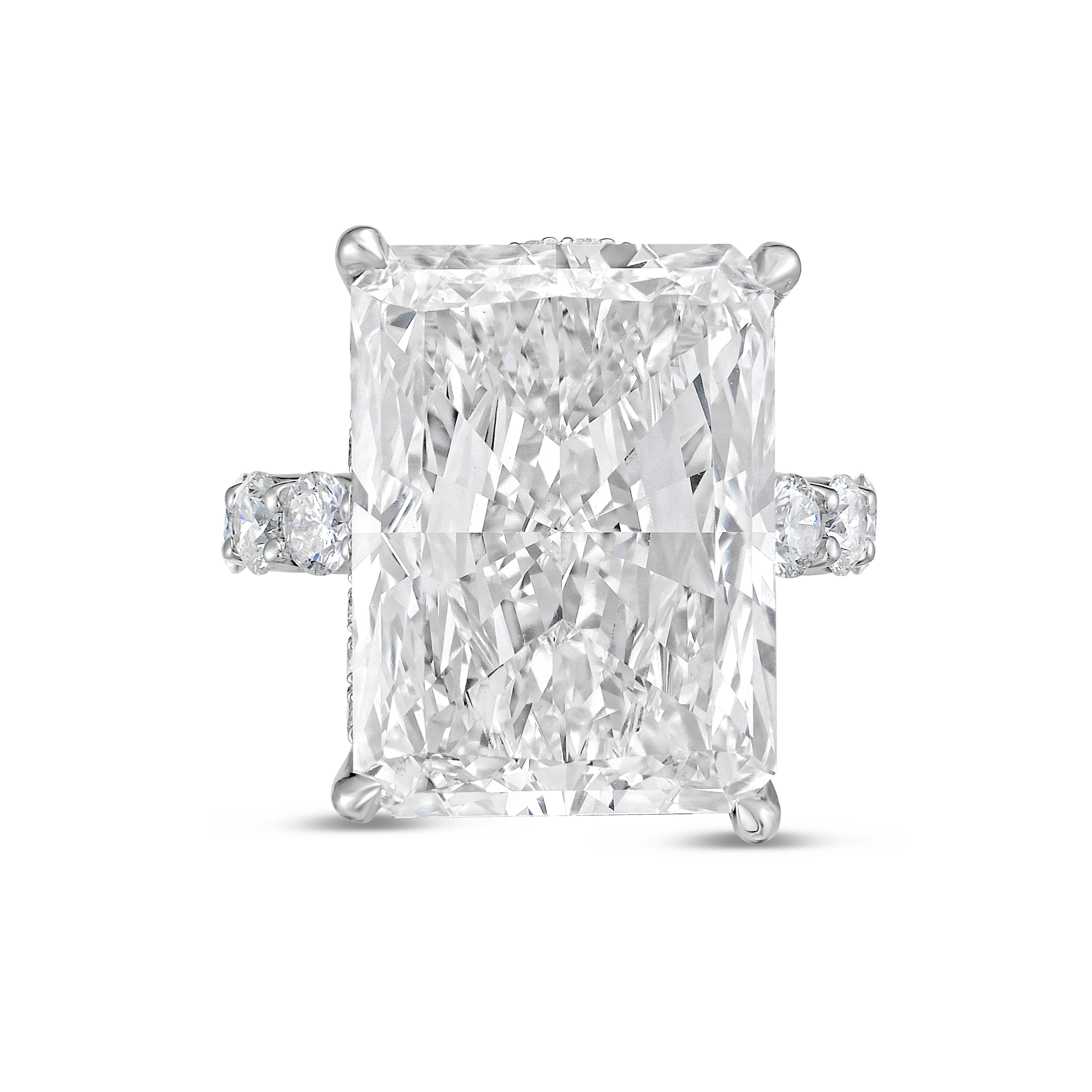 Lab Grown Radiant Diamond  Ring