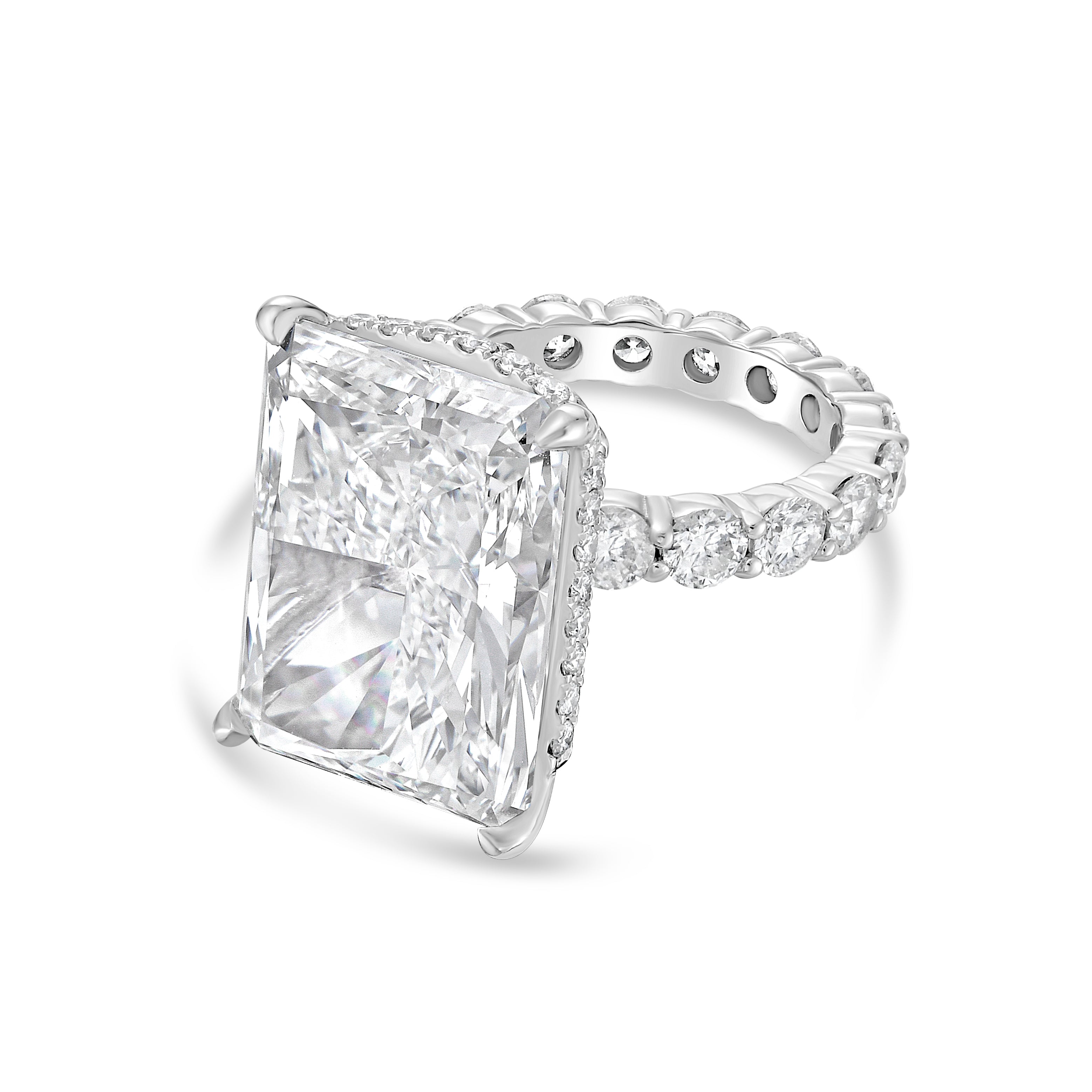 Lab Grown Radiant Diamond  Ring