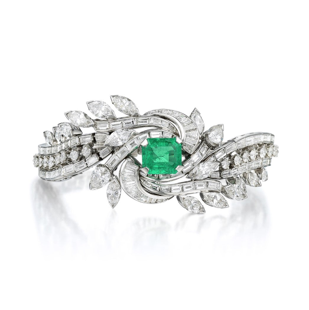 Emerald Diamond Bracelet with a center Whirlpool-shaped Bracelet