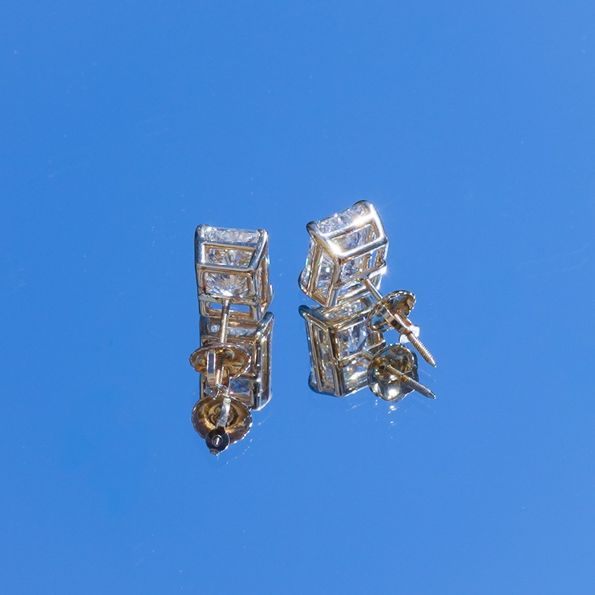 Lab Grown Radiant Cut Diamond Studs