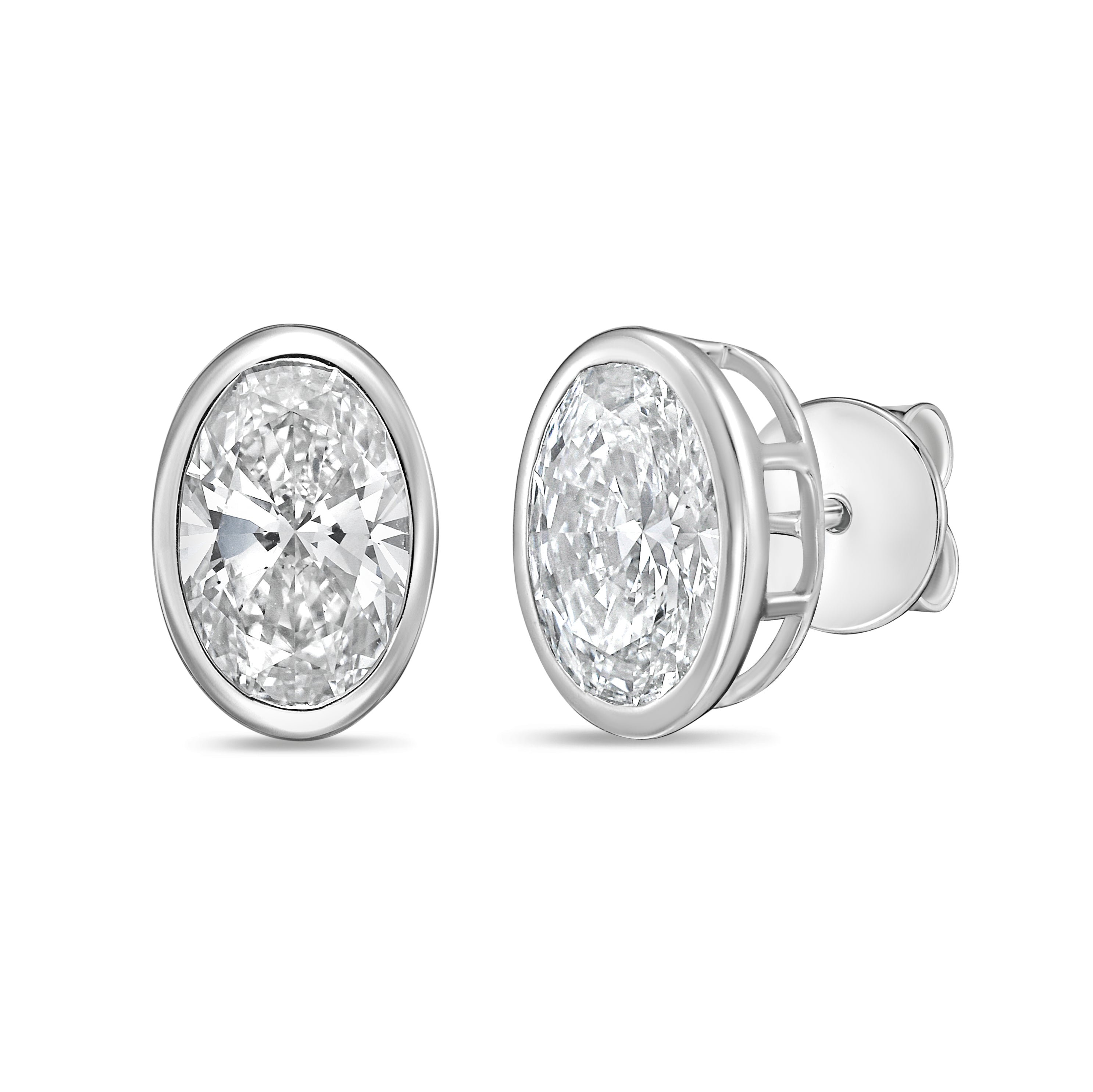 Lab Grown Oval Diamond Bezel Stud