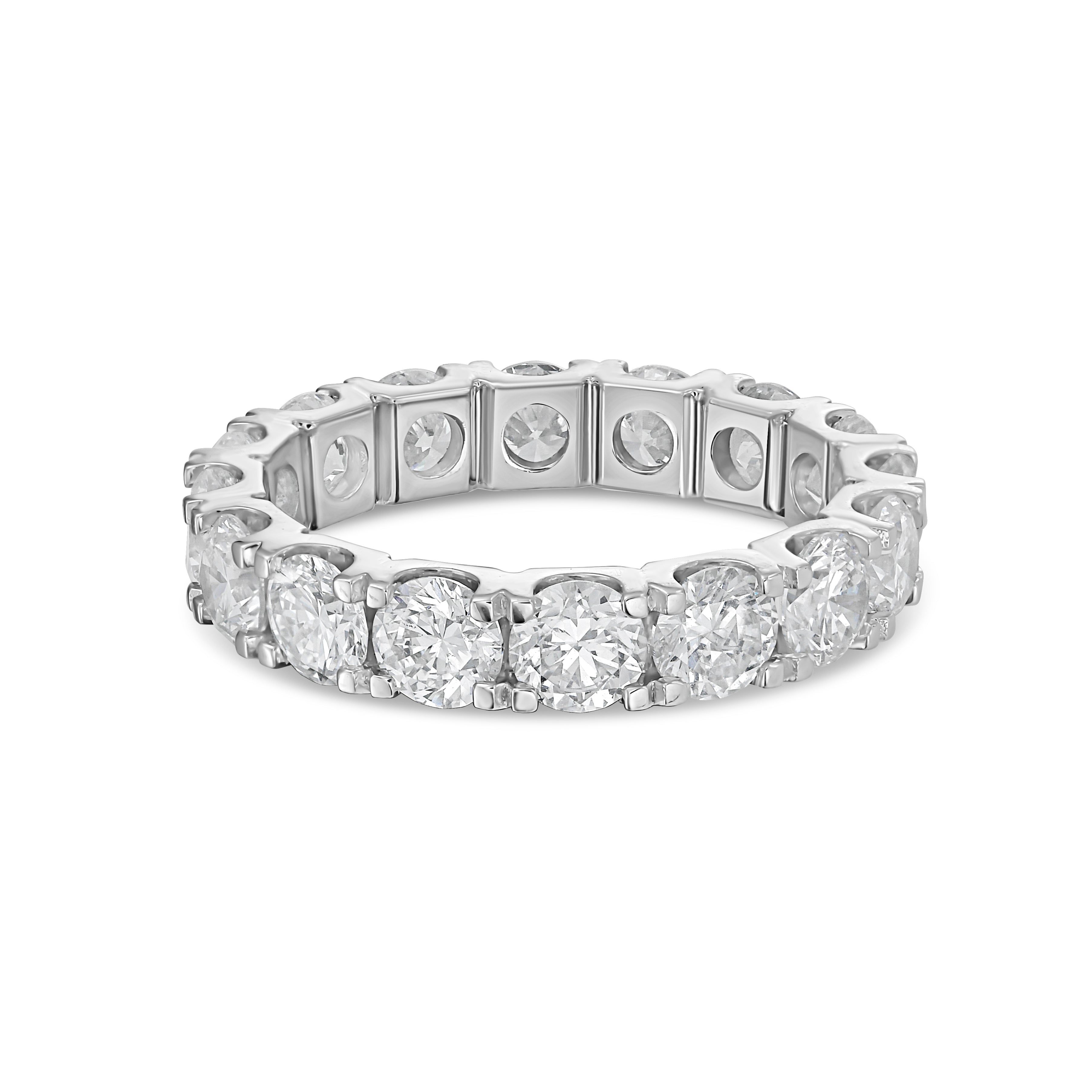 Lab Grown Round Diamond U-Prong Eternity Band