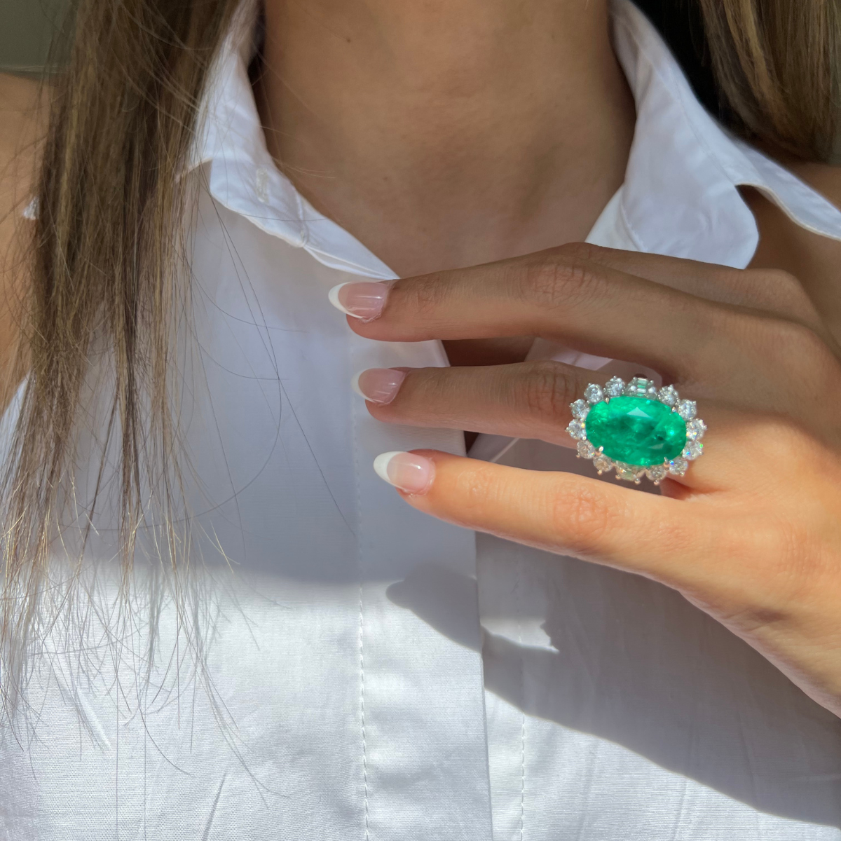 Emerald Dimond Flower Ring