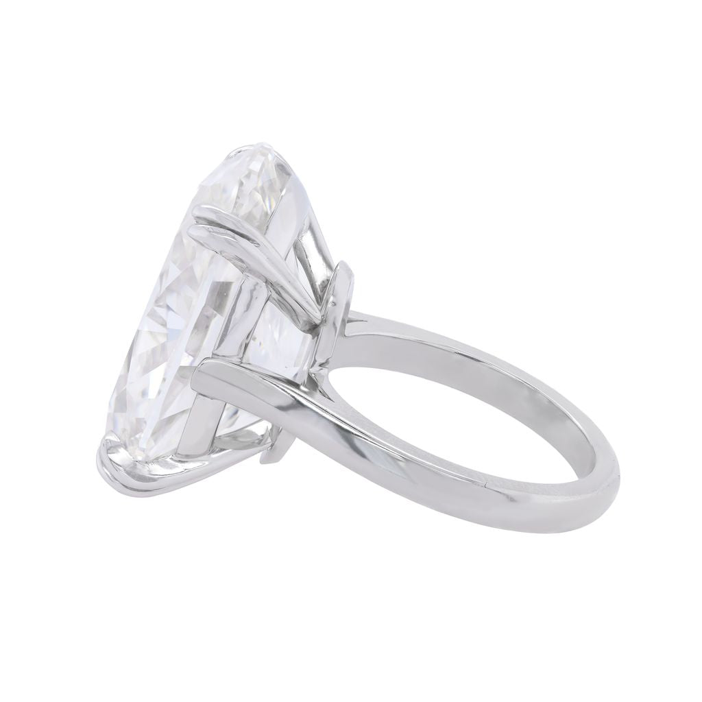 GIA certified I-VVS2 large oval diamond solitaire ring
