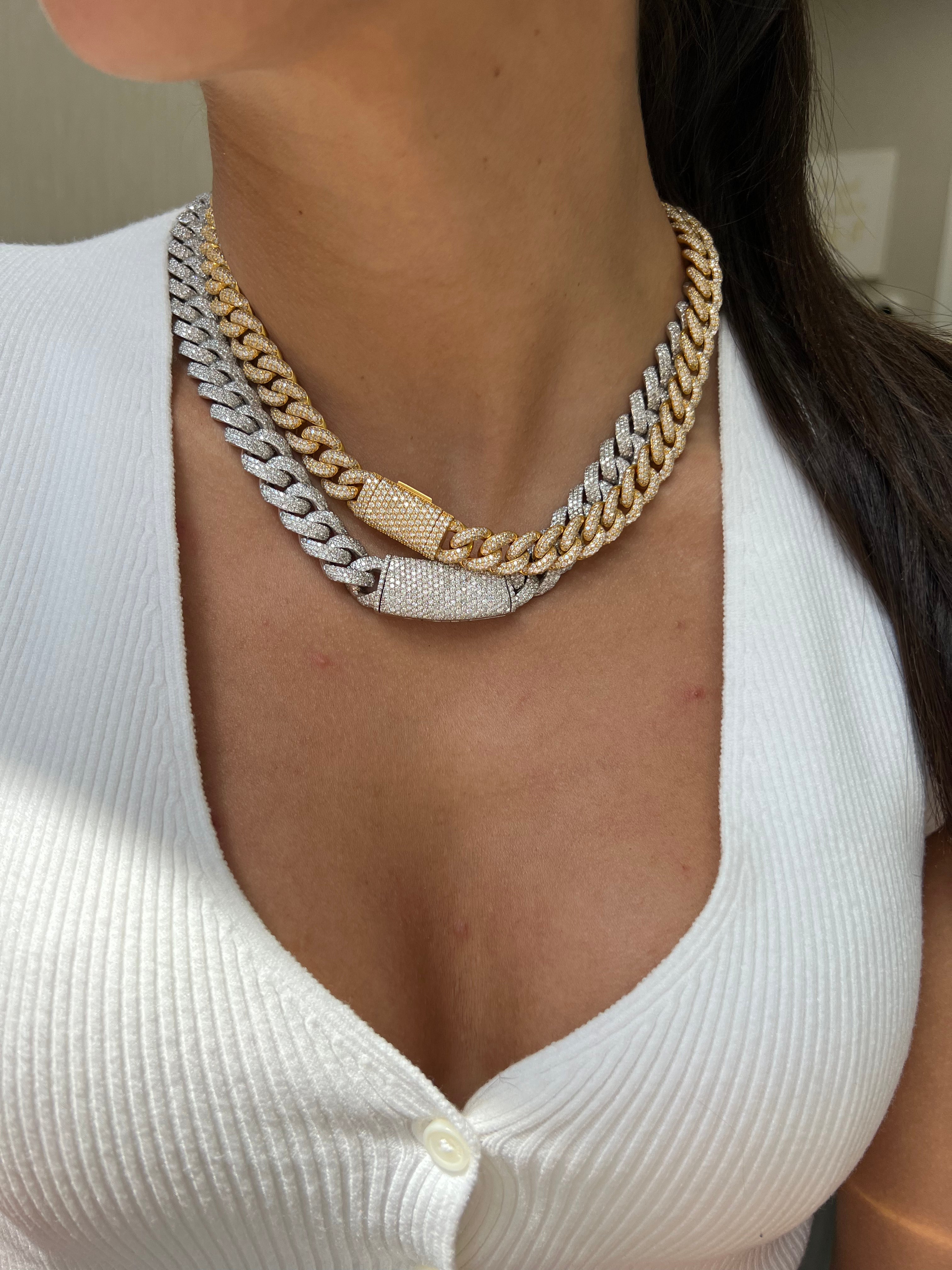 curb chain necklace gold