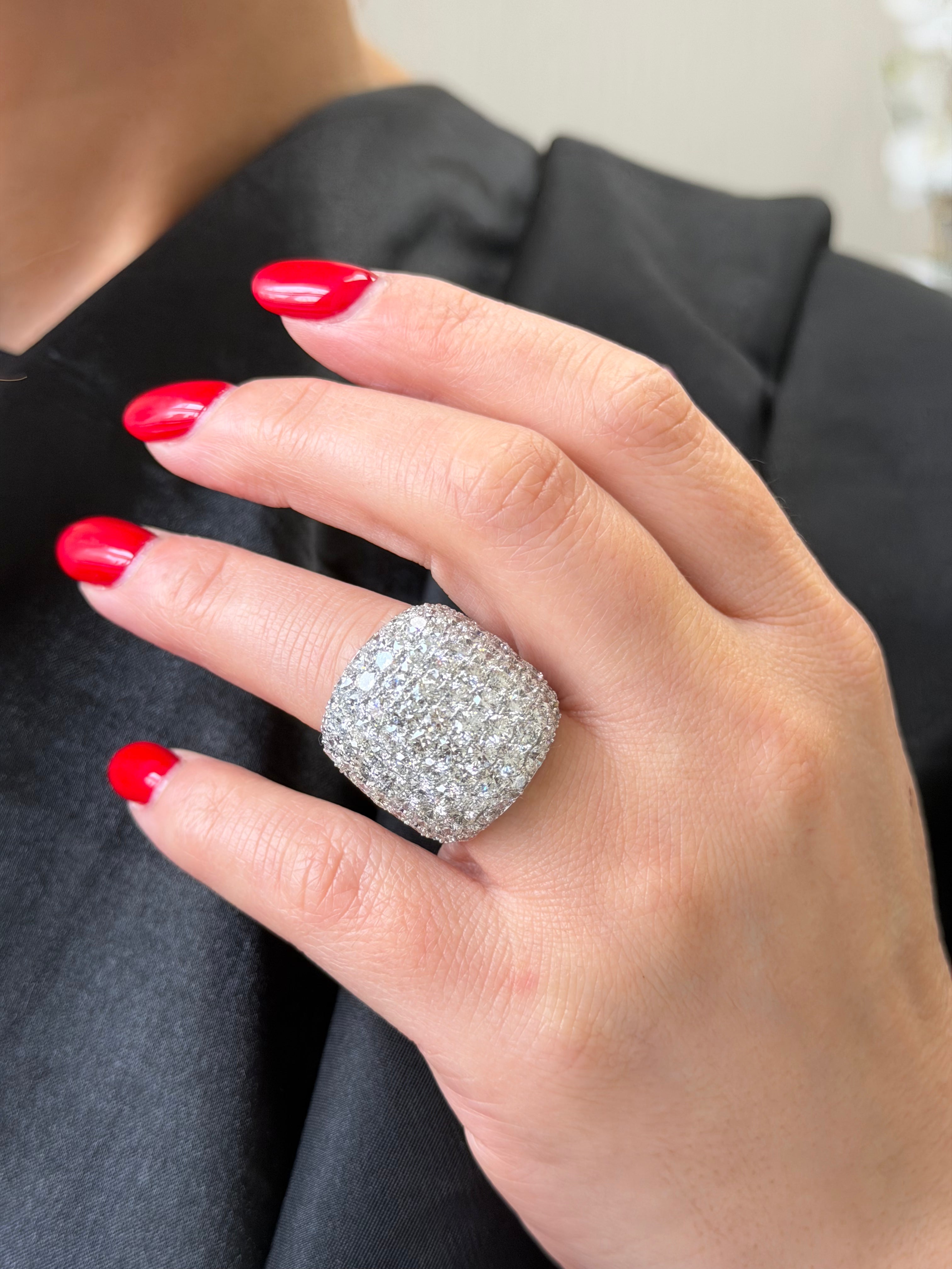 Round Diamond Cigar Band