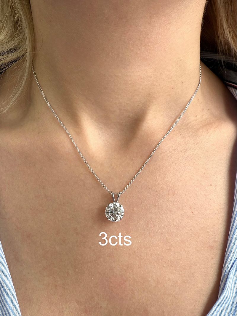 Lab Grown Round Diamond Solitaire Pendant
