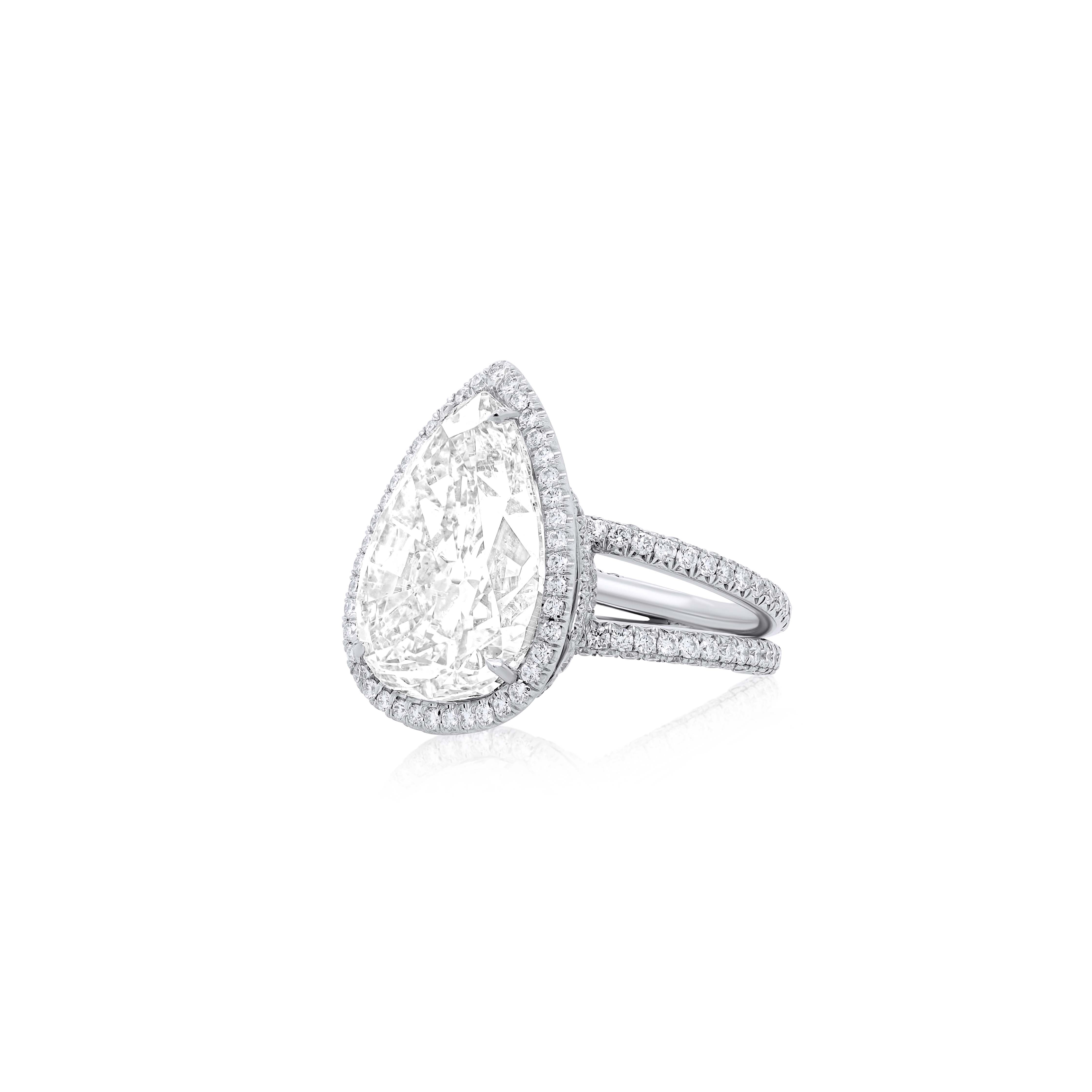 Lab Grown Pear Halo Diamond Engagement Ring