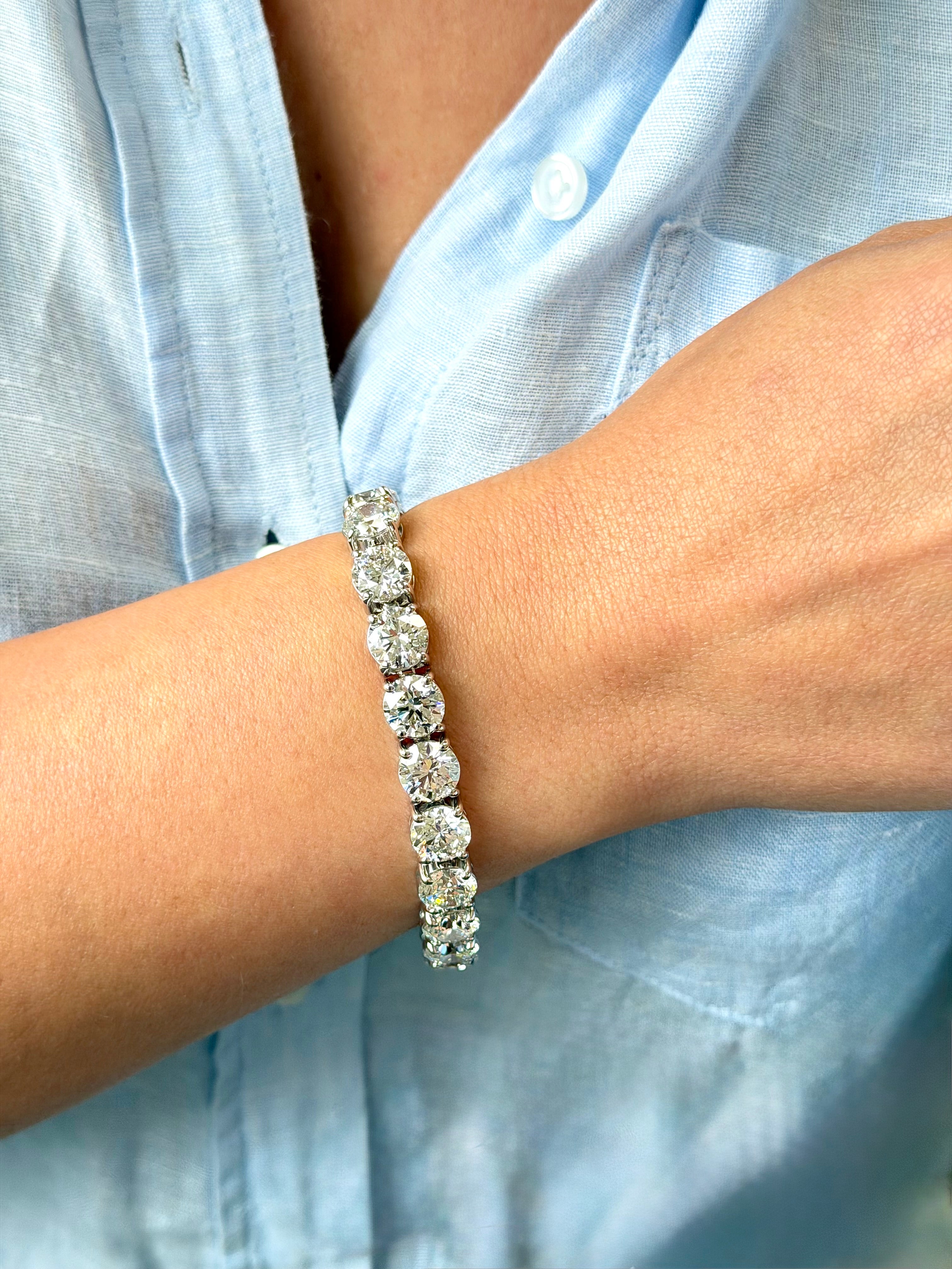 Lab Grown 42 Carat Diamond Round Tennis Bracelet