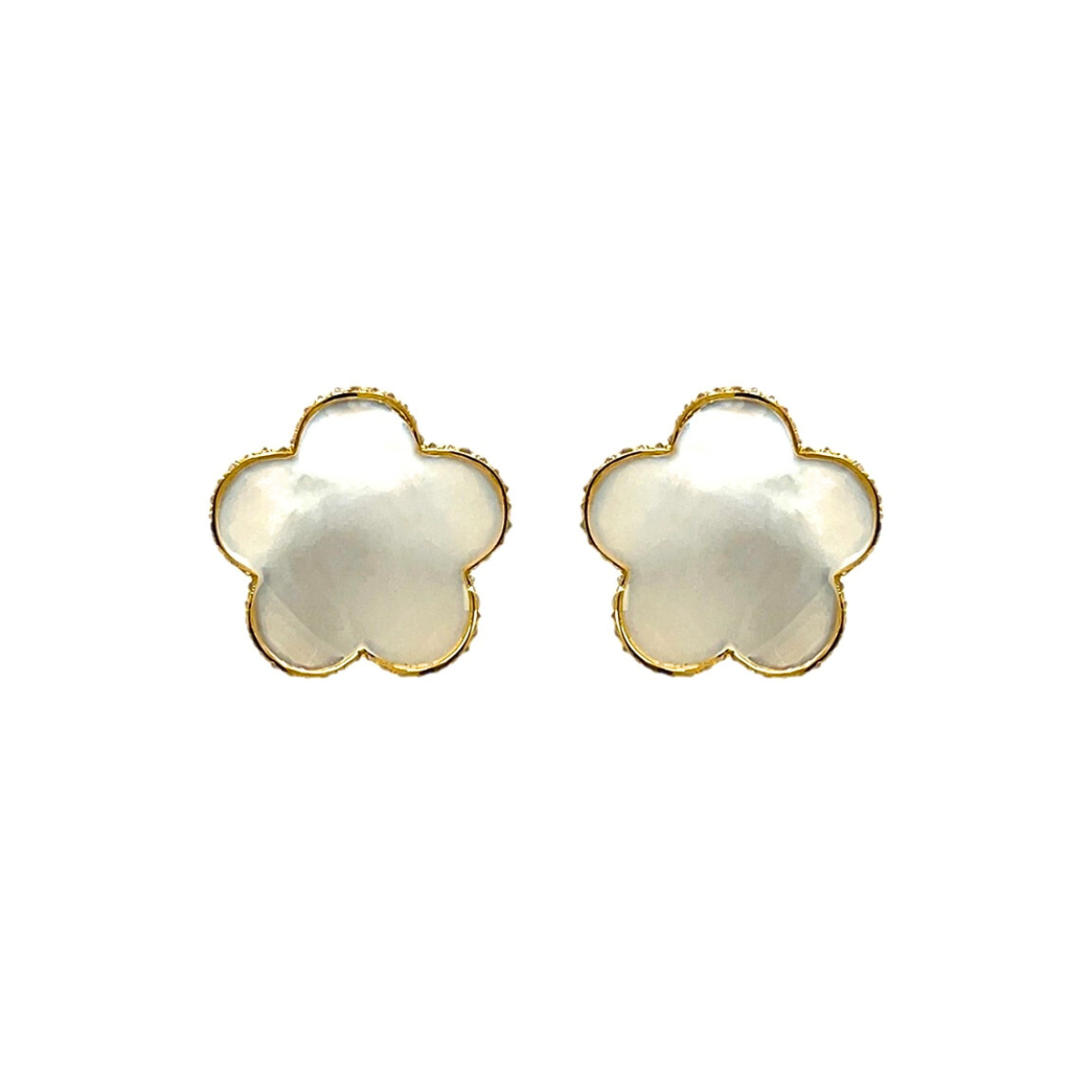 Mother of Pearl Clover Stud Earrings