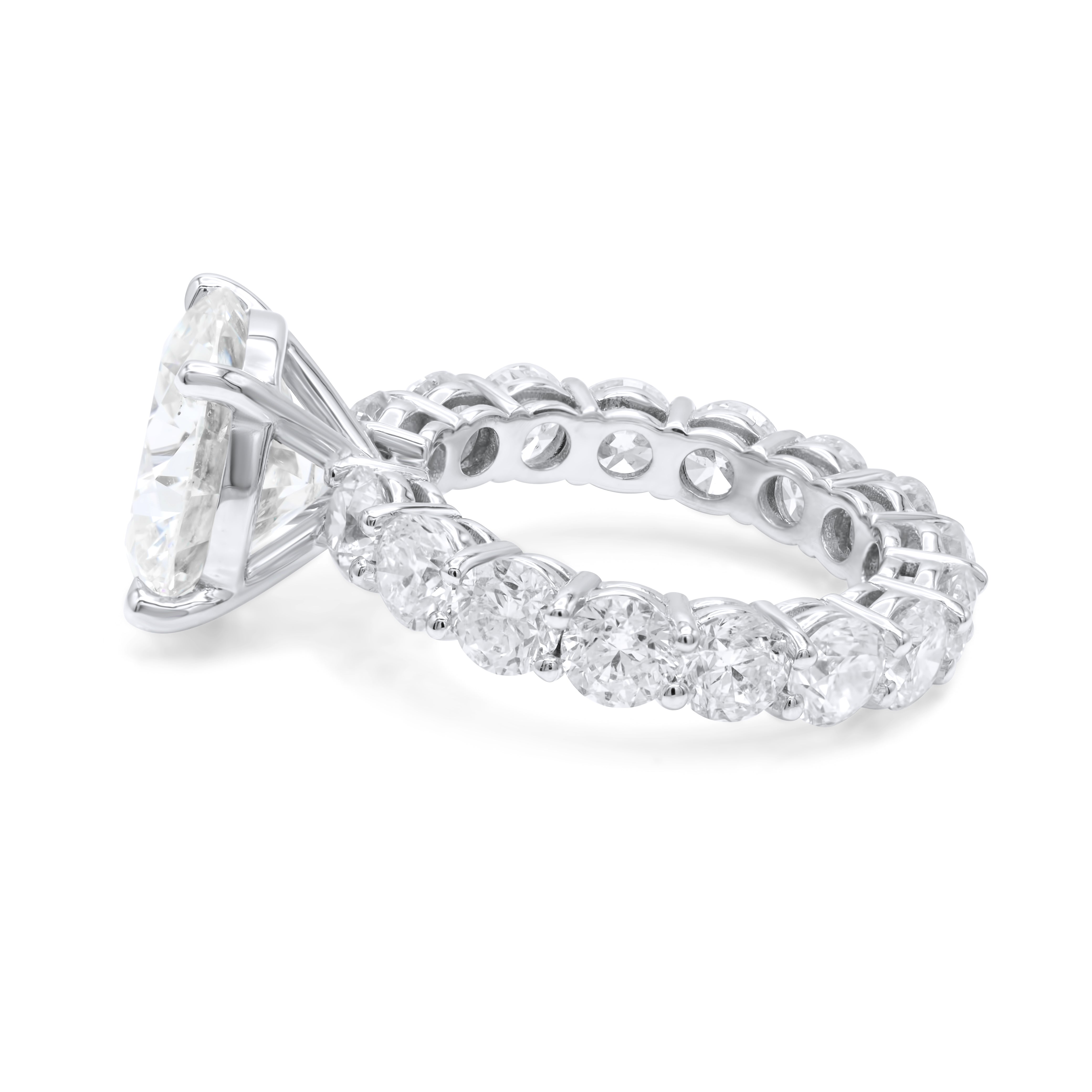 round diamond ring