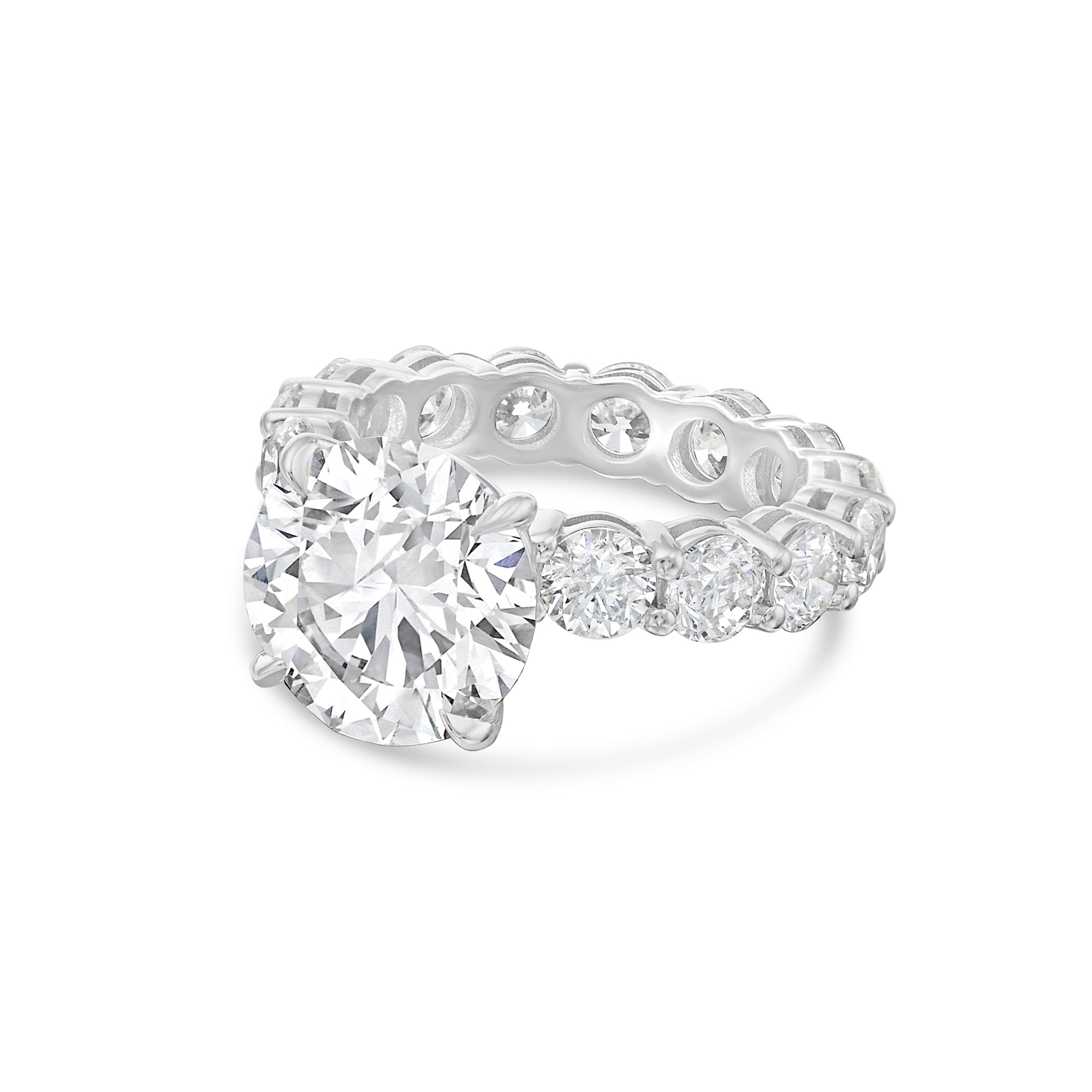 Round Diamond Engagement Ring