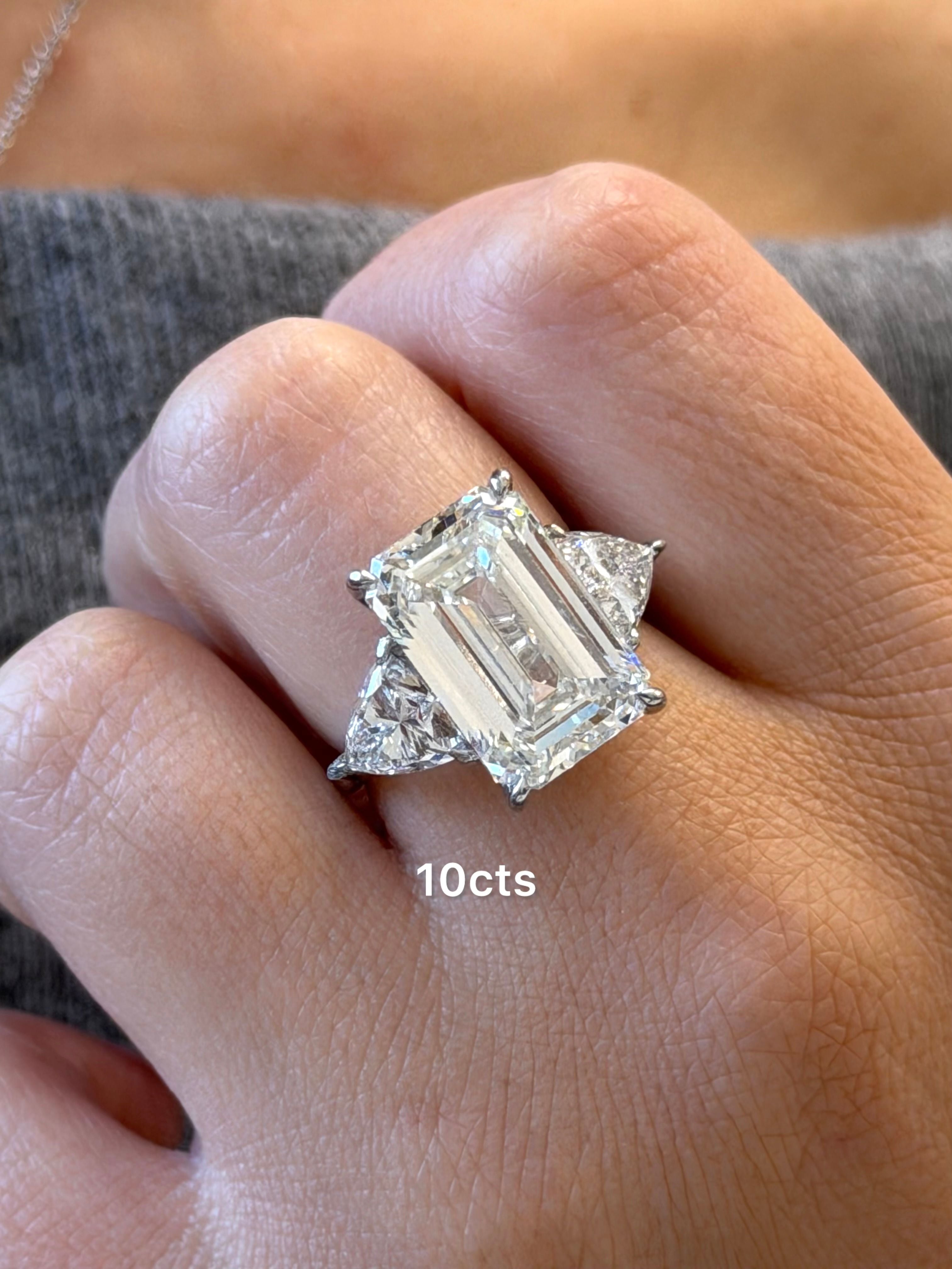 Lab Grown Emerald Diamond Ring With Trillions