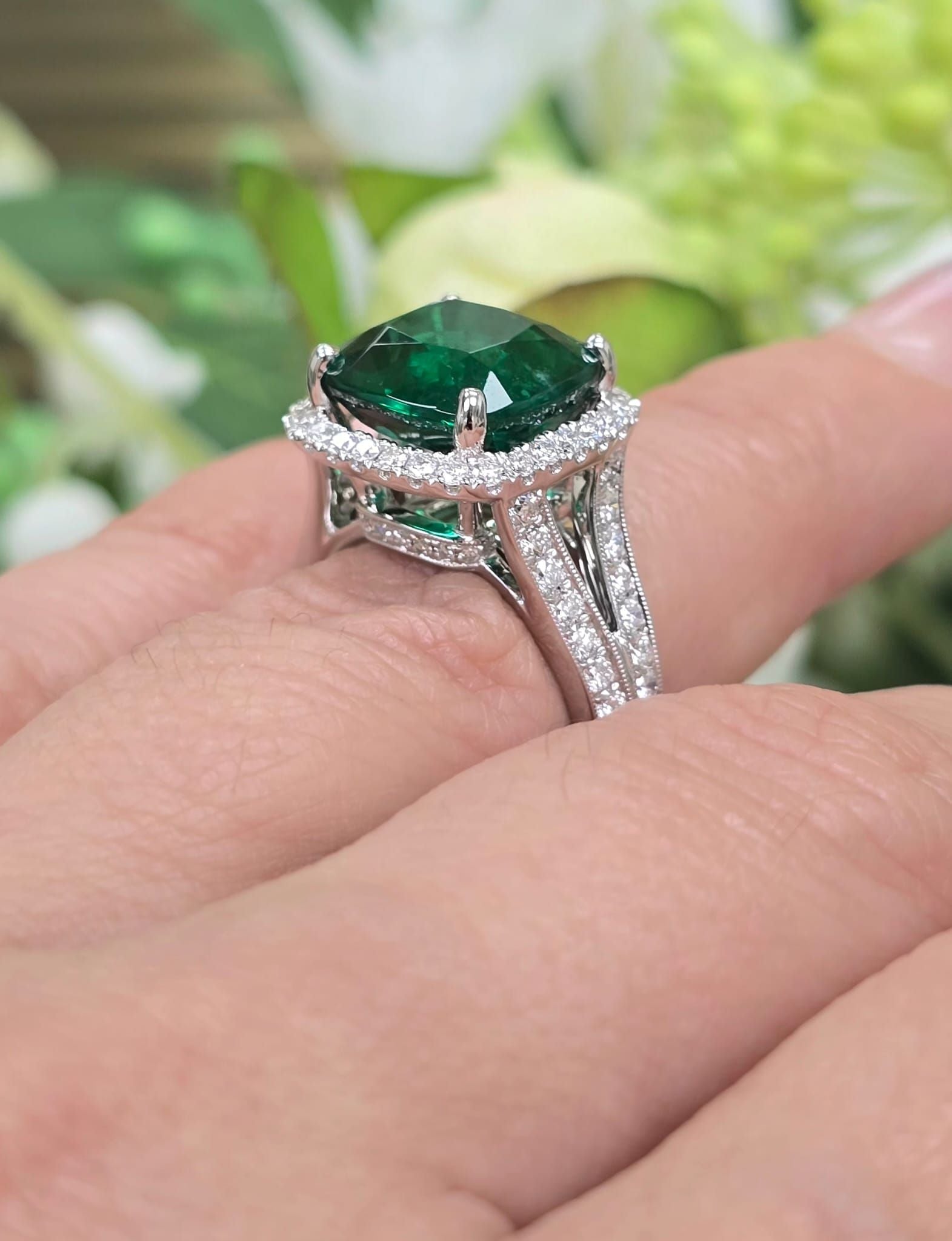 Cushion Cut Emerald Diamond Halo Ring